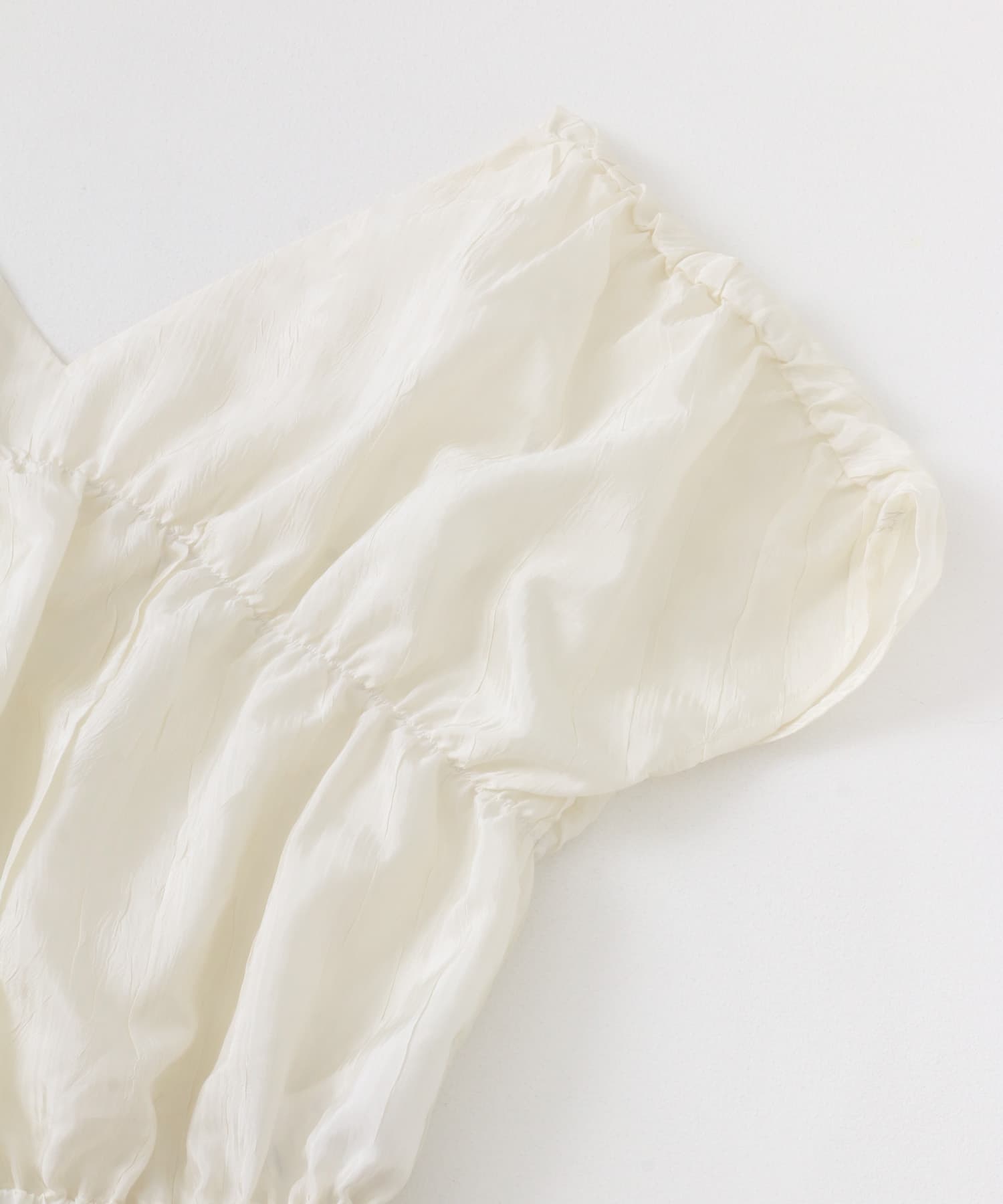 クロップドギャザーブラウス OFF WHITE one