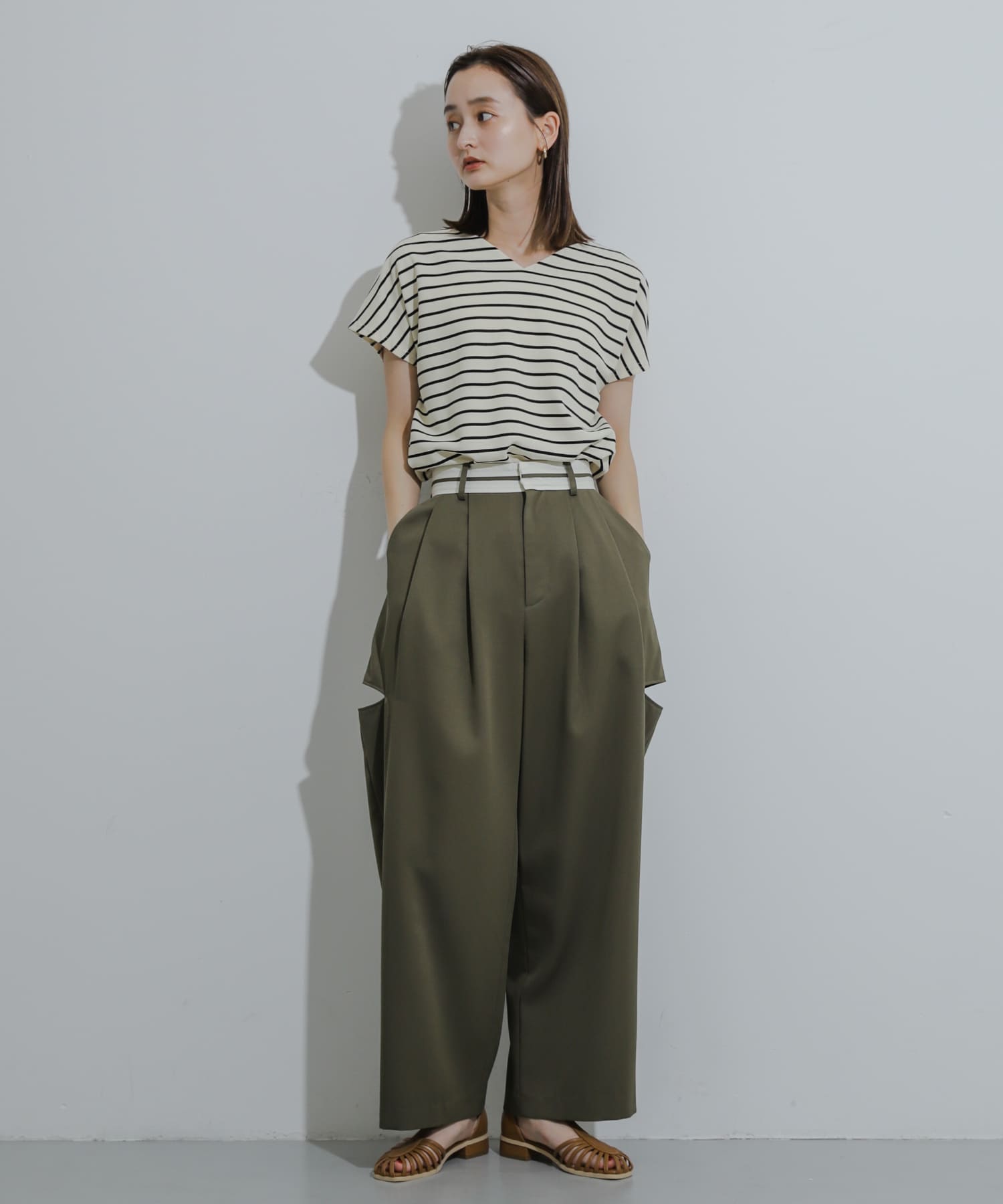 KHAKI