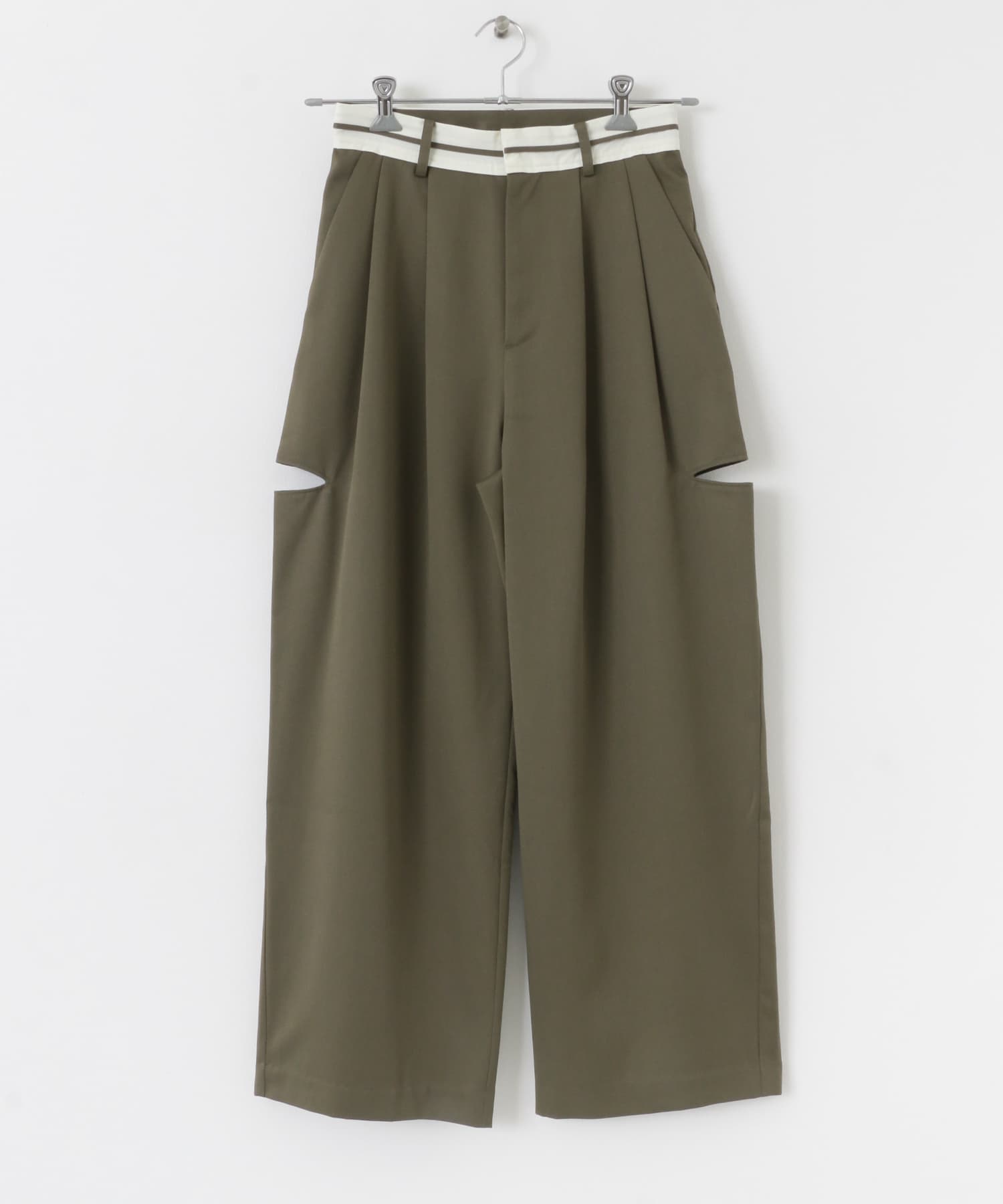 KHAKI