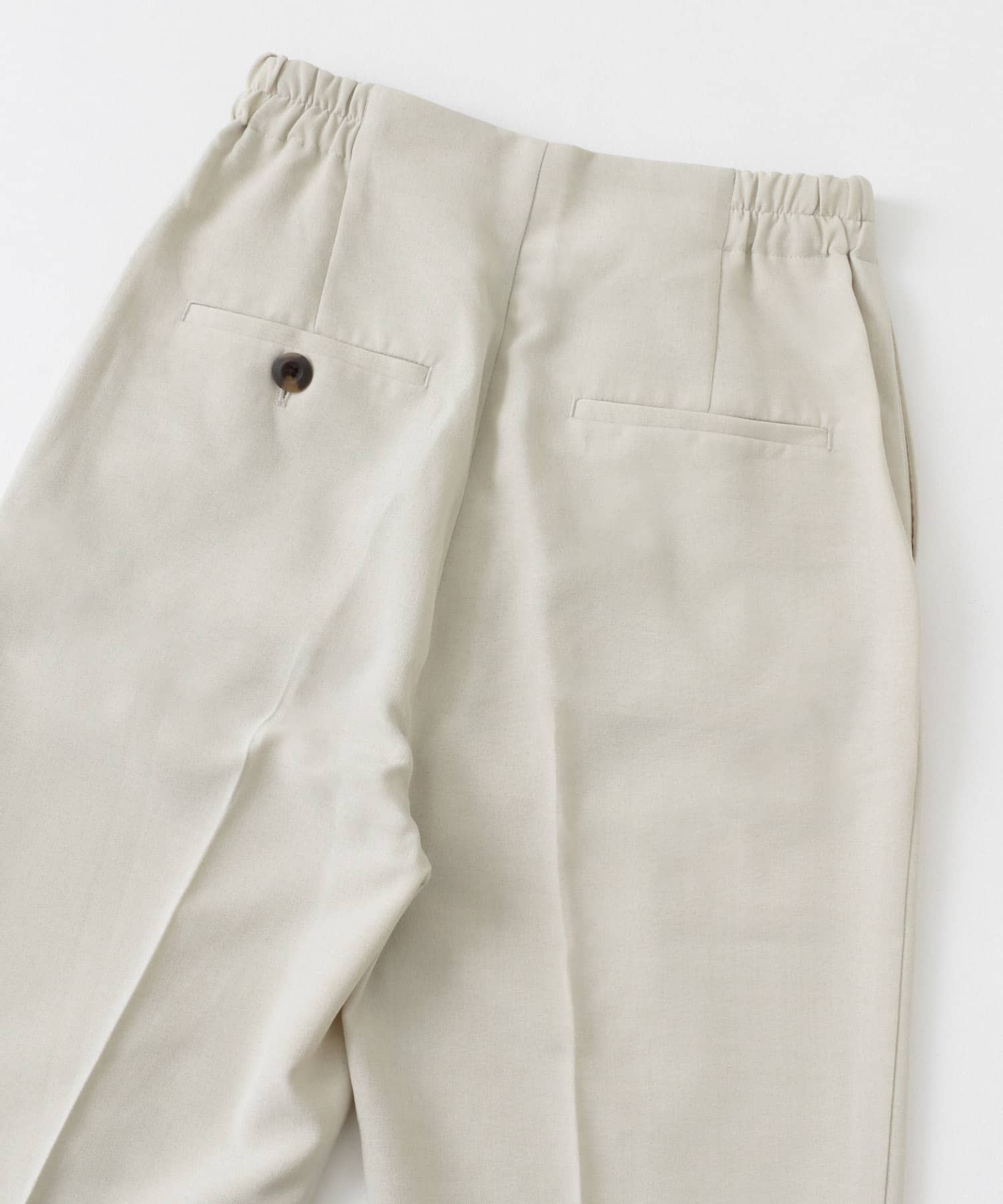 『UR TECH DRYLUXE』リネンライクテーパードパンツ GREIGE S