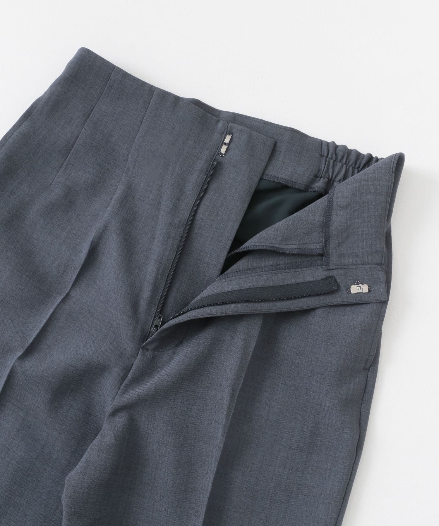『UR TECH DRYLUXE』リネンライクテーパードパンツ NAVY S