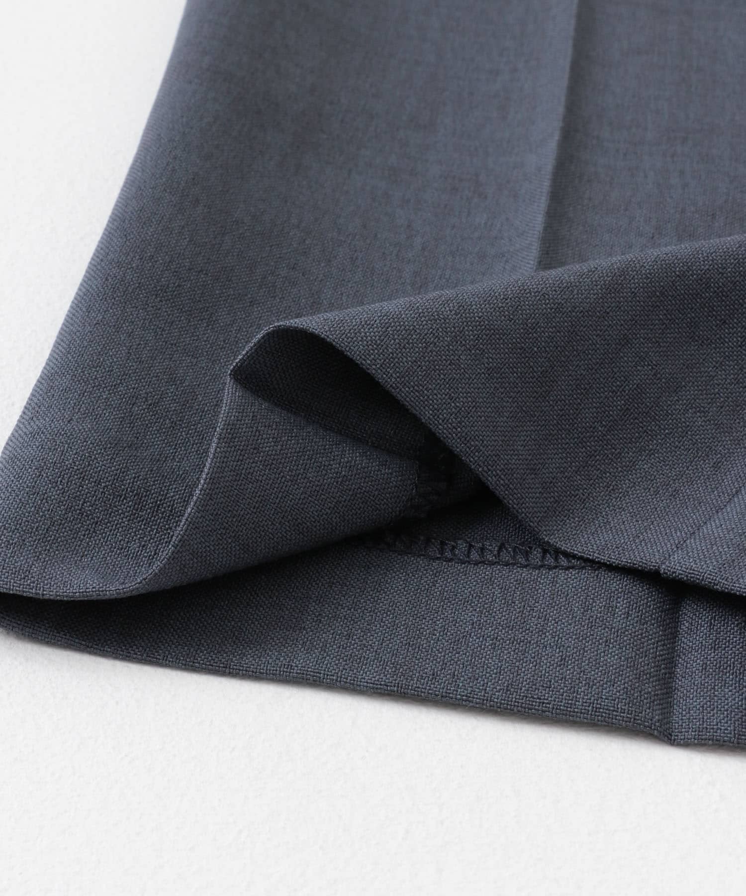 『UR TECH DRYLUXE』リネンライクテーパードパンツ NAVY S