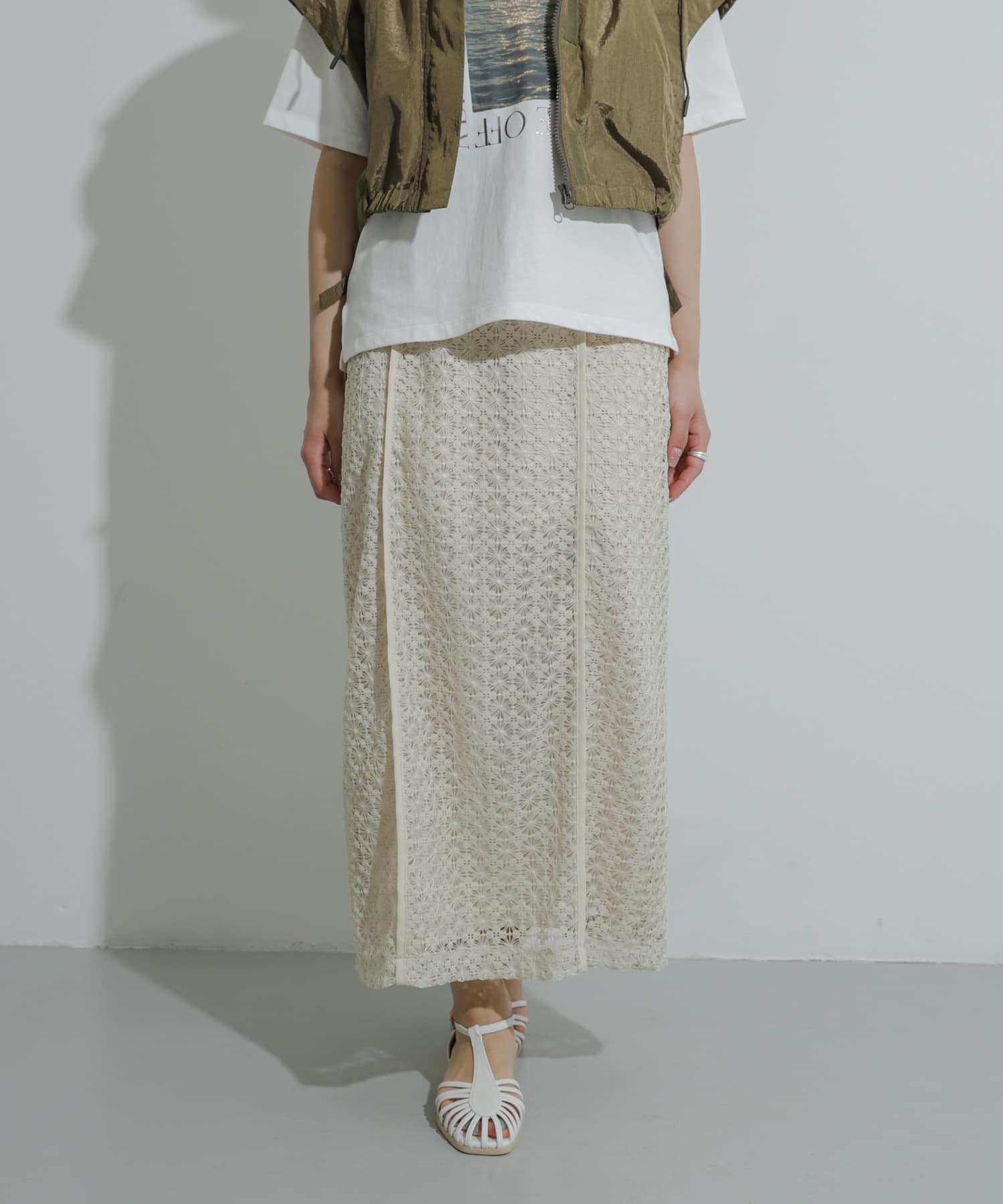 IVORY