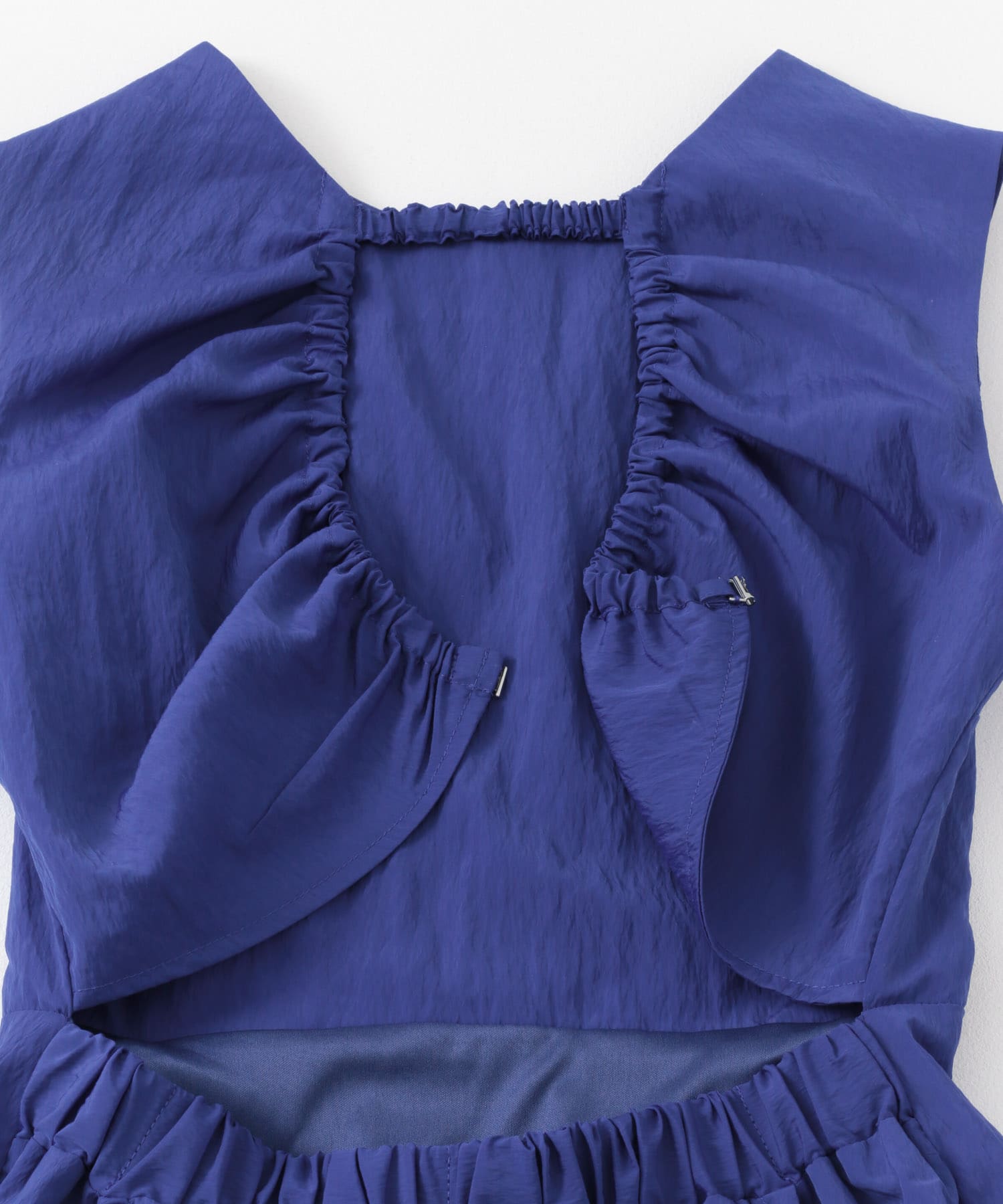 ナイロンギャザーコクーンワンピース BLUE COMPACT