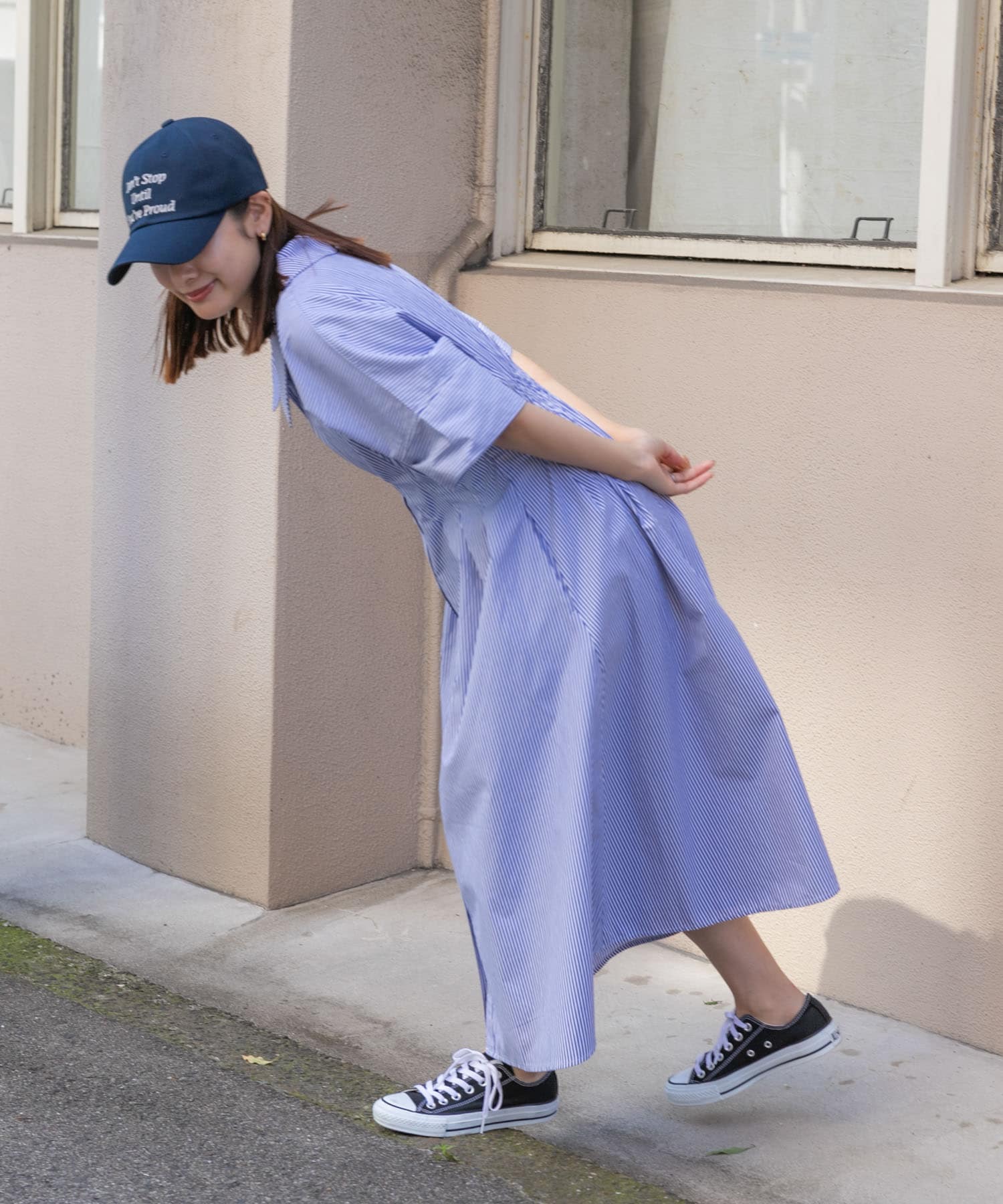 BLU×WHT