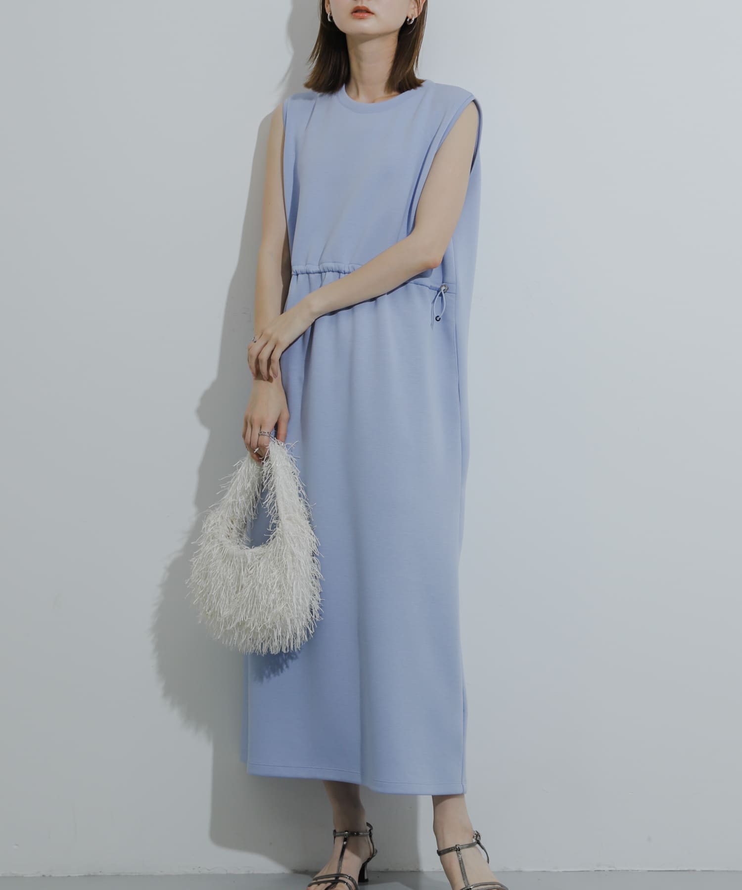 身長：169cm サイズ：one