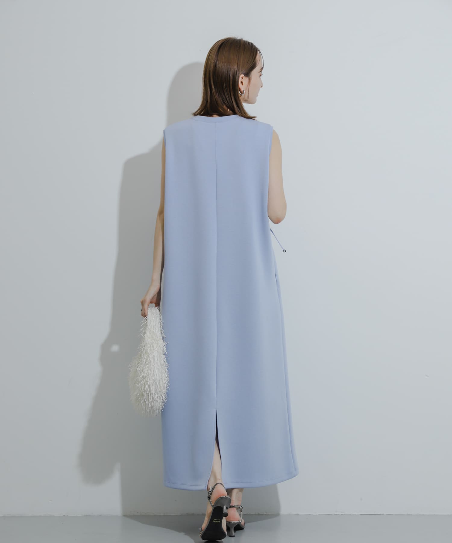 身長：169cm サイズ：one