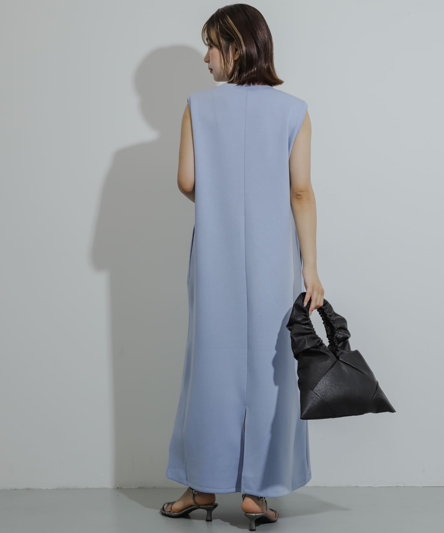 身長：158cm サイズ：one