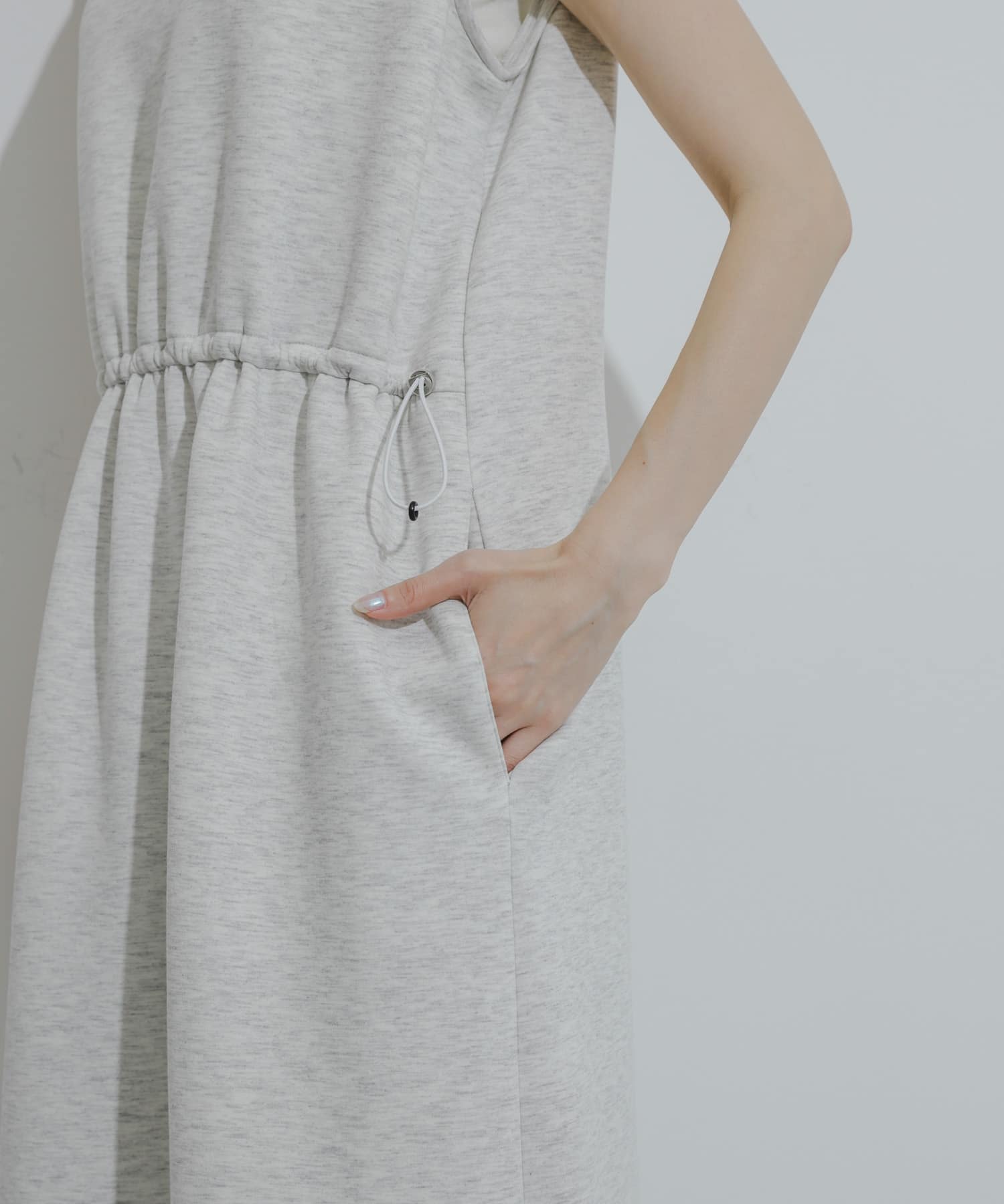 身長：169cm サイズ：one