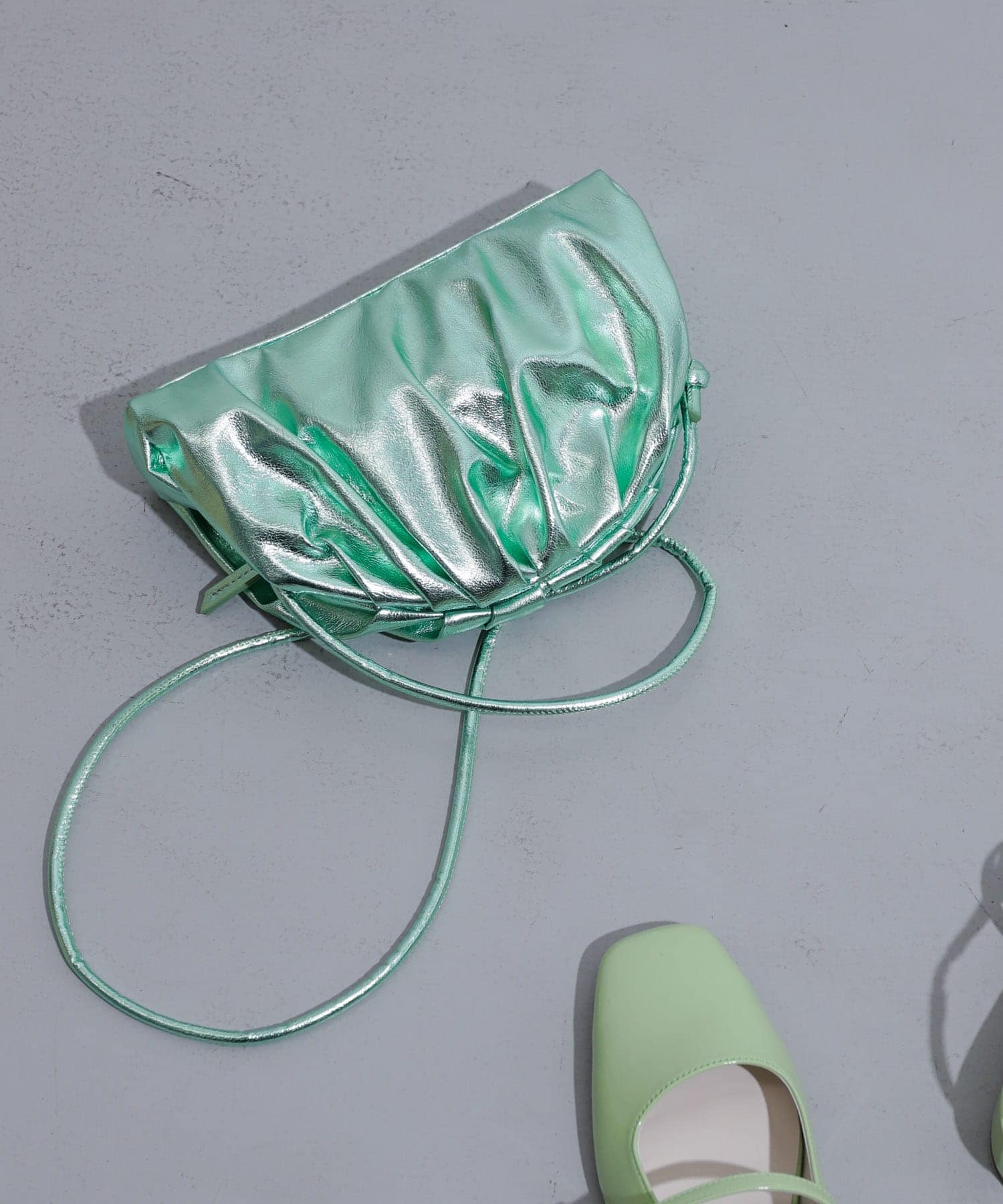 マンドゥーショルダーバッグ MINT one