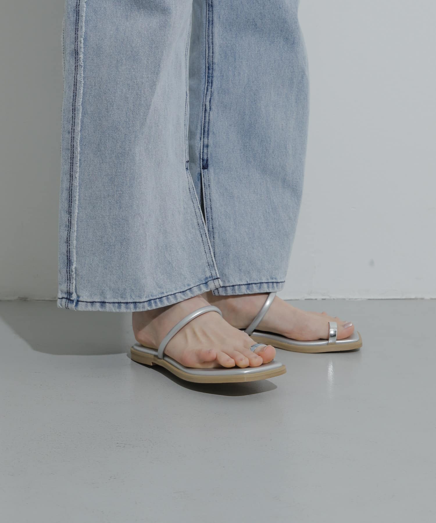 フラットリングサンダル SILVER S
