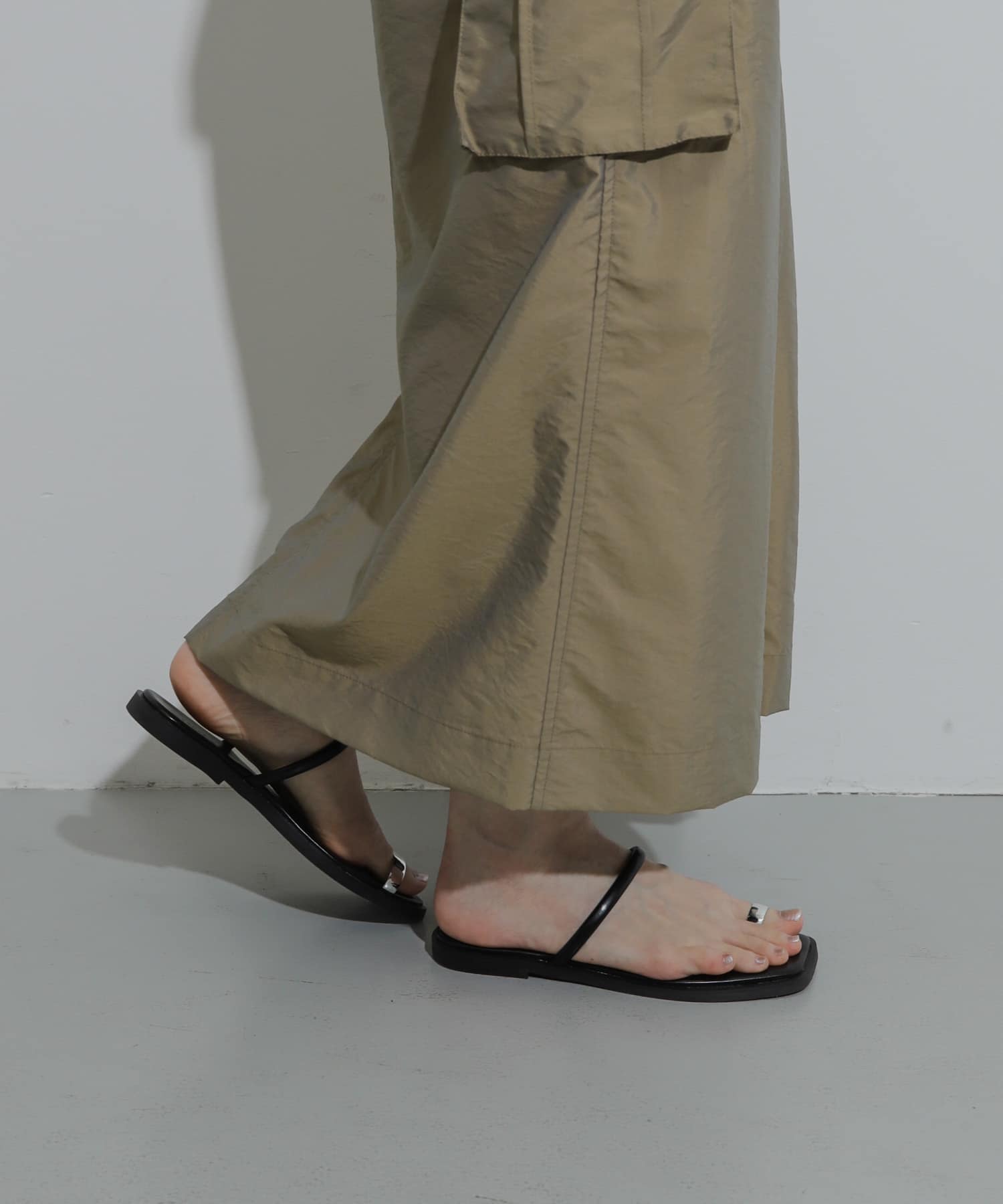 フラットリングサンダル BLACK S