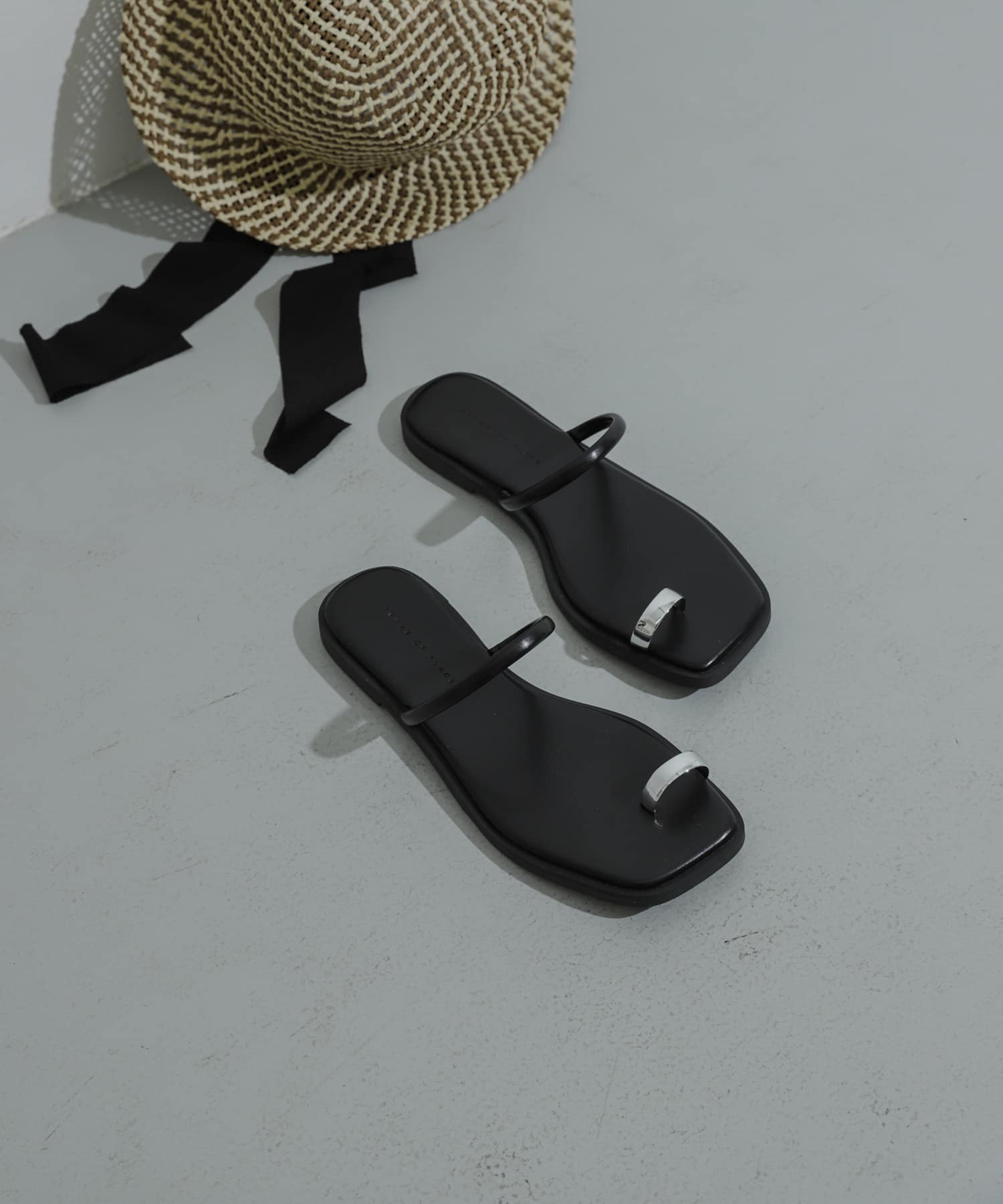 フラットリングサンダル BLACK M