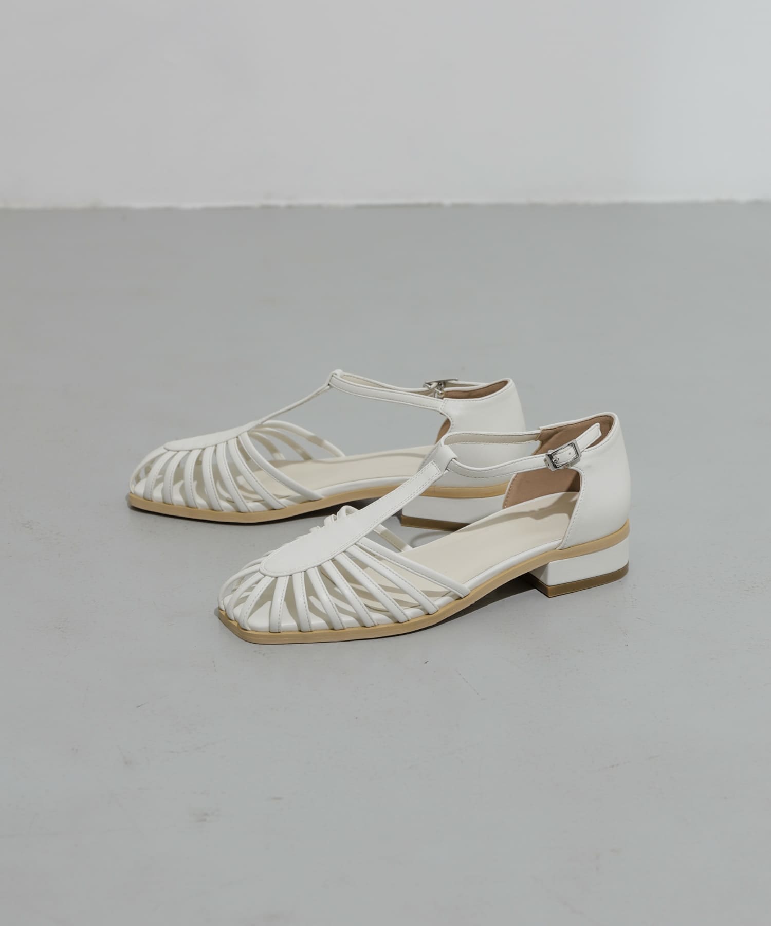 グルカサンダル WHITE L