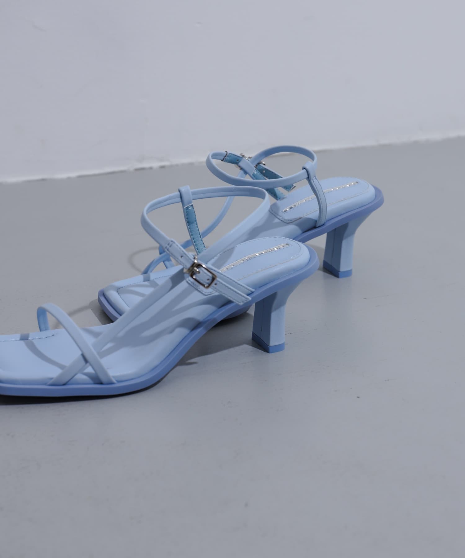 ワイドスクエアストラップサンダル L.BLUE S
