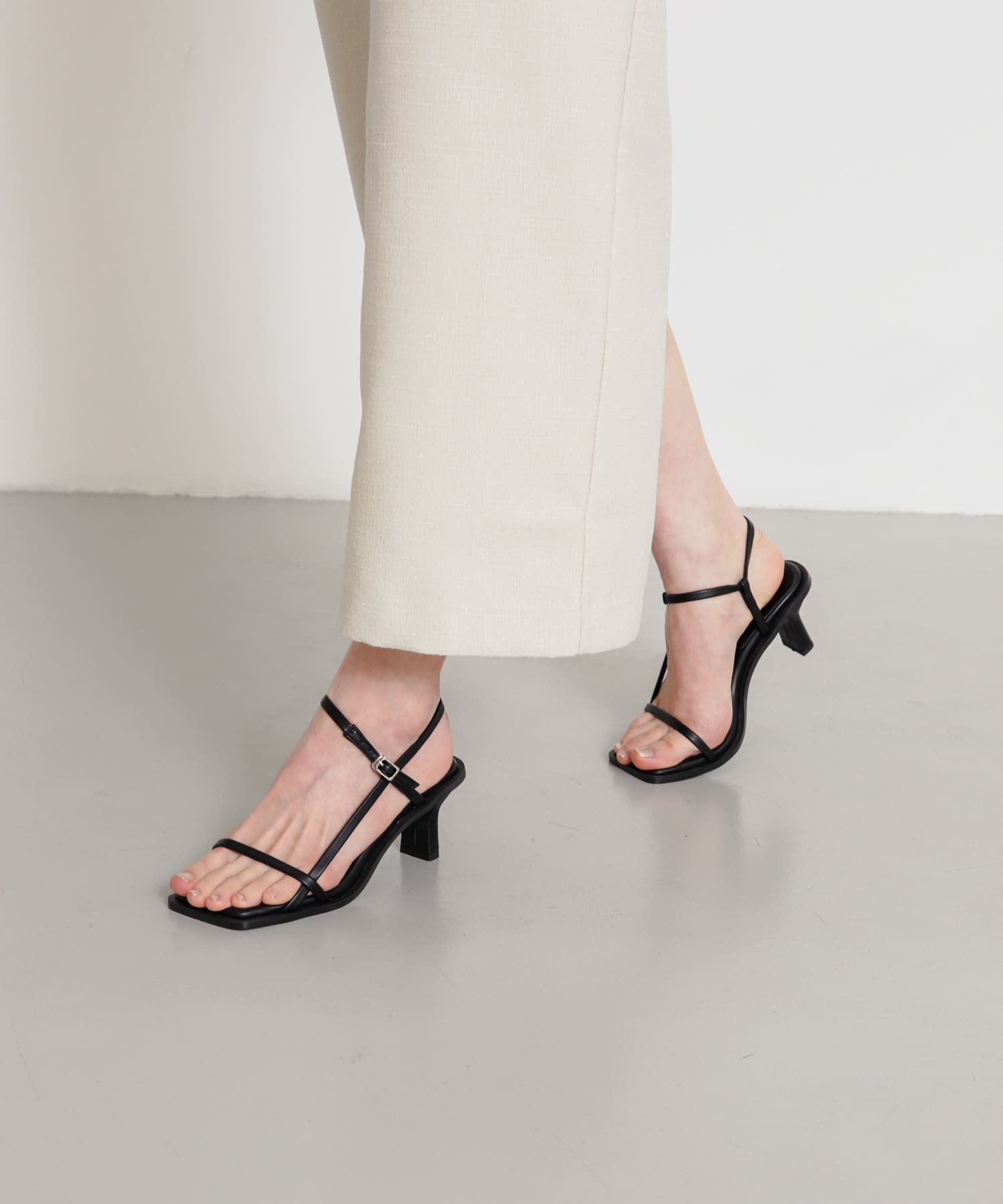 ワイドスクエアストラップサンダル BLACK L