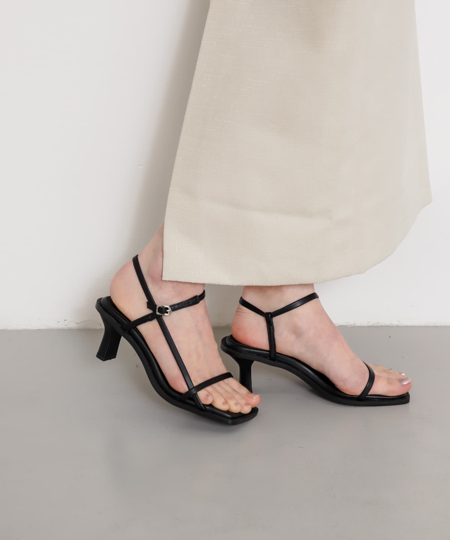 ワイドスクエアストラップサンダル BLACK L