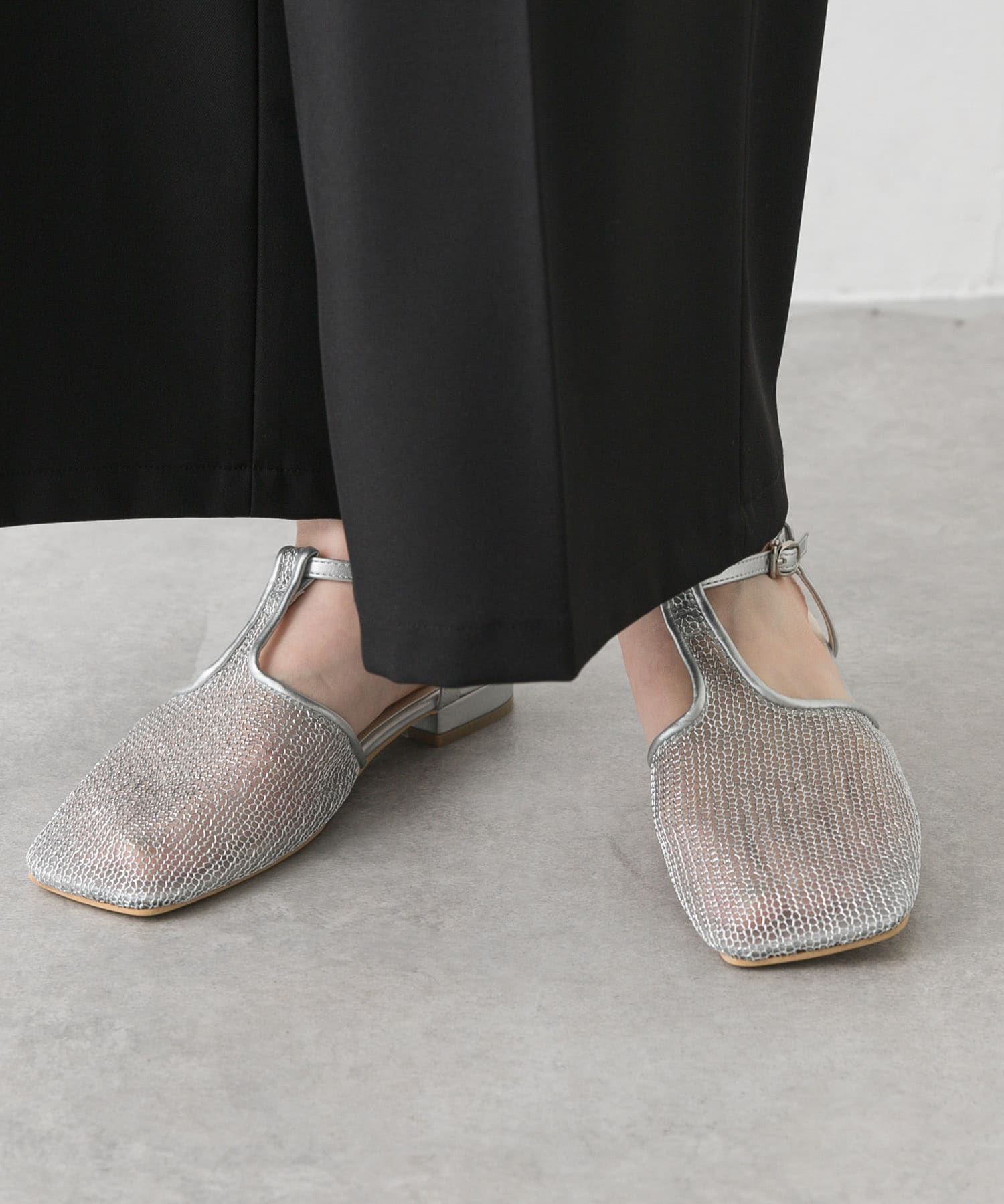 Tストラップメッシュサンダル SILVER S