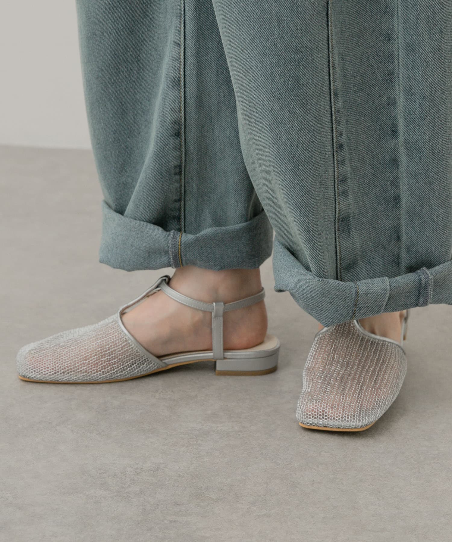 Tストラップメッシュサンダル SILVER S