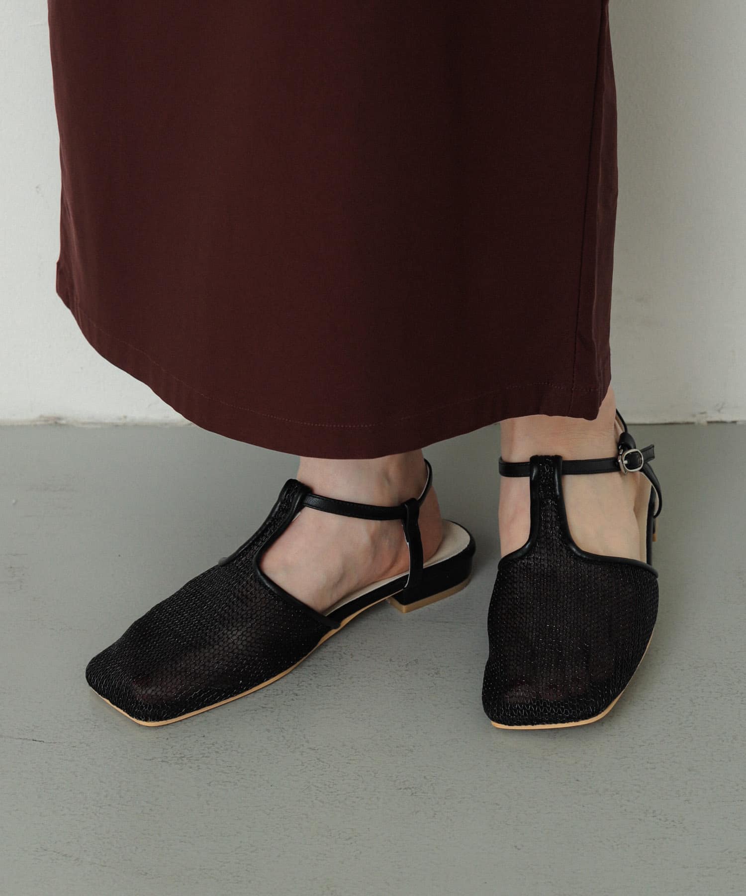 Tストラップメッシュサンダル BLACK S