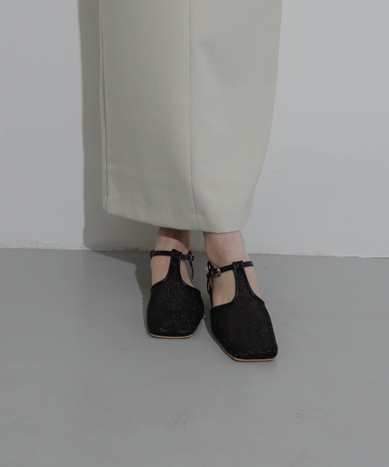 Tストラップメッシュサンダル BLACK S