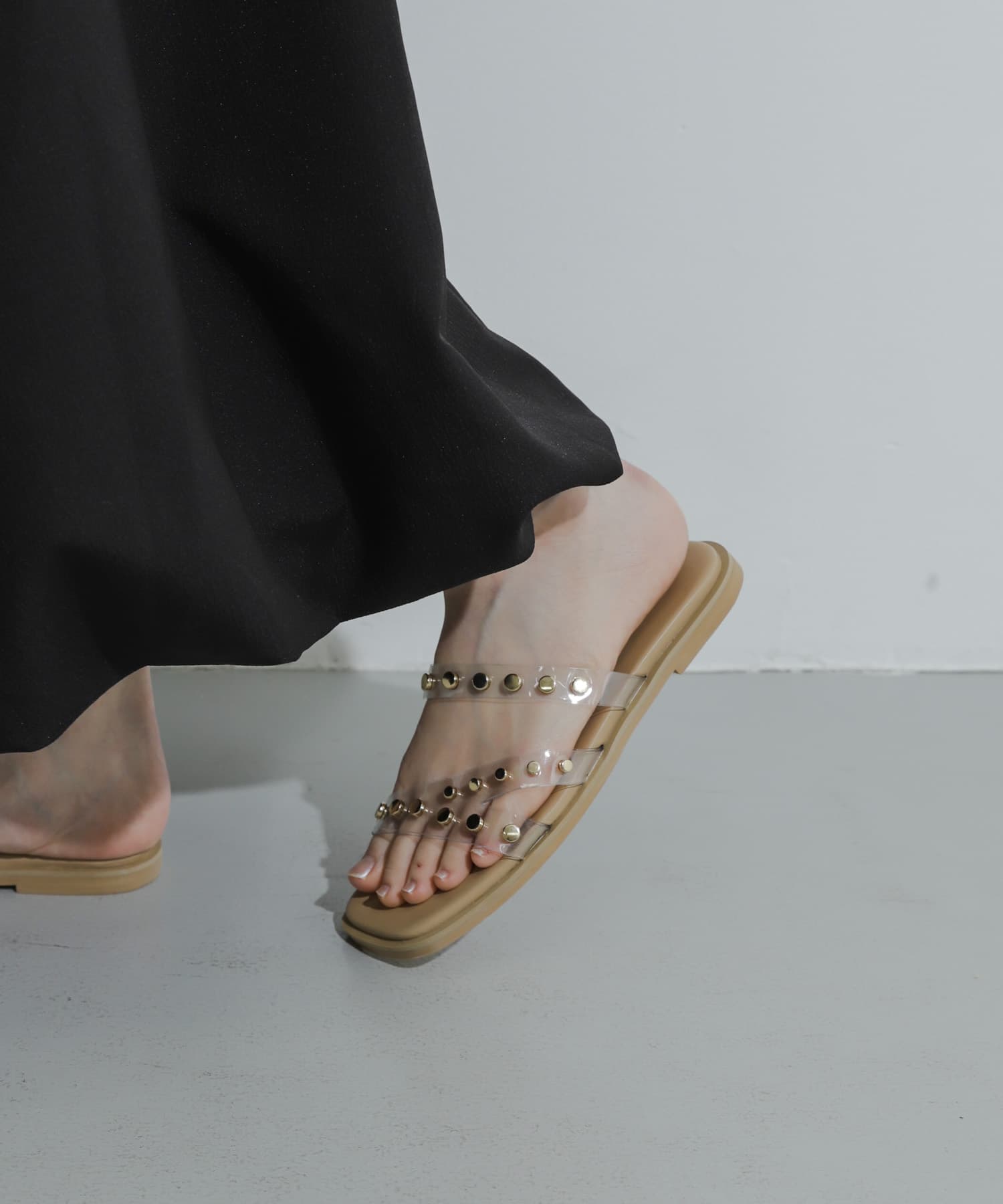 スタッズフラットサンダル BEIGE S
