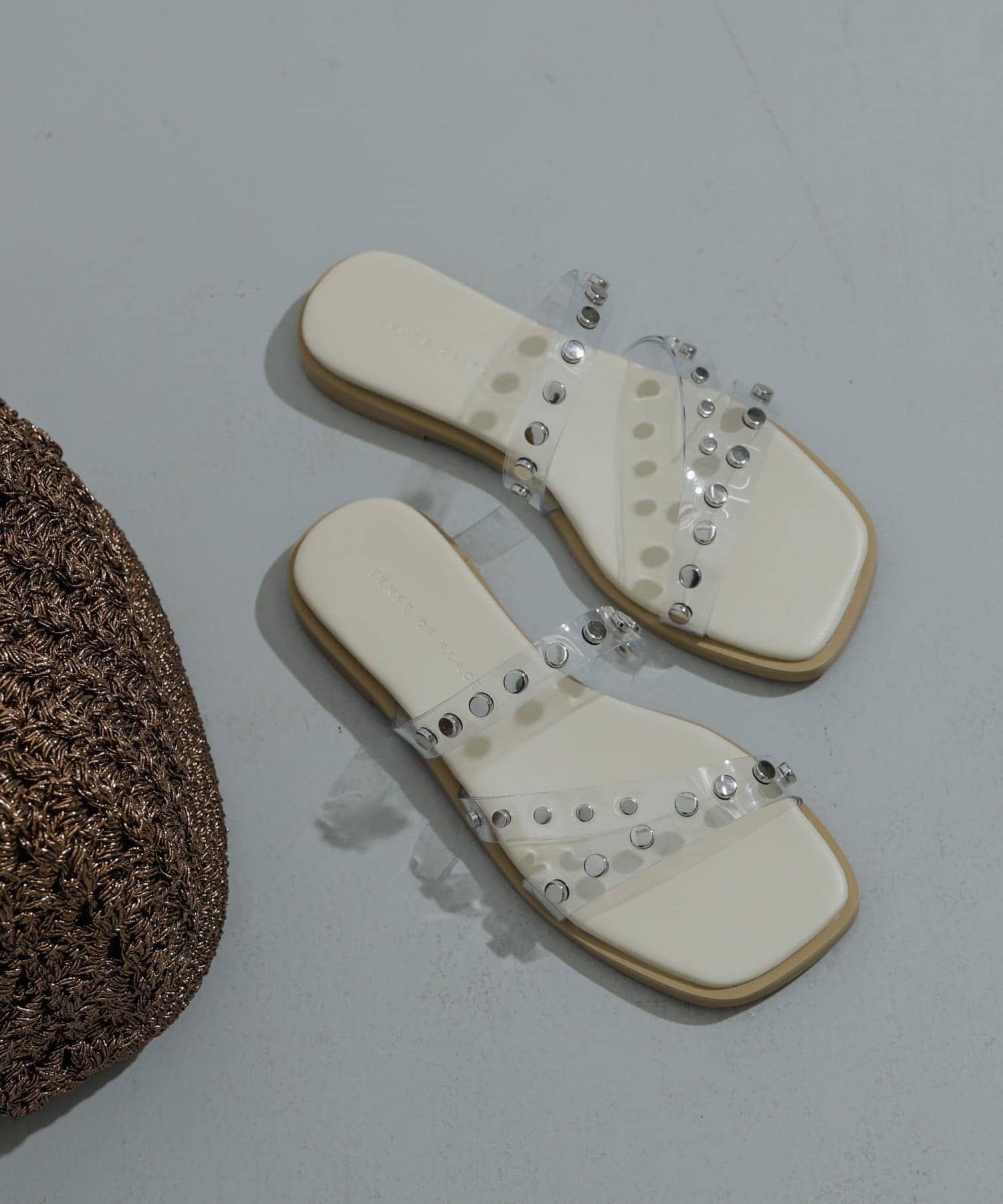 スタッズフラットサンダル IVORY S