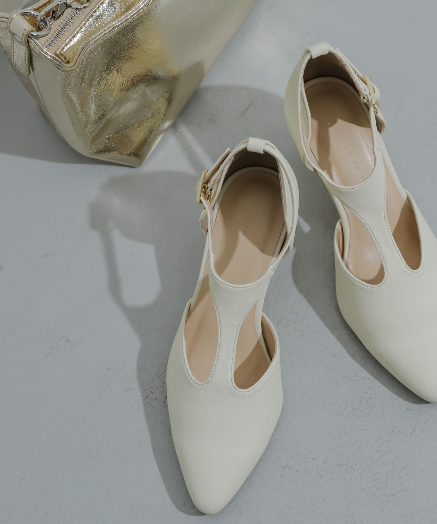 IVORY