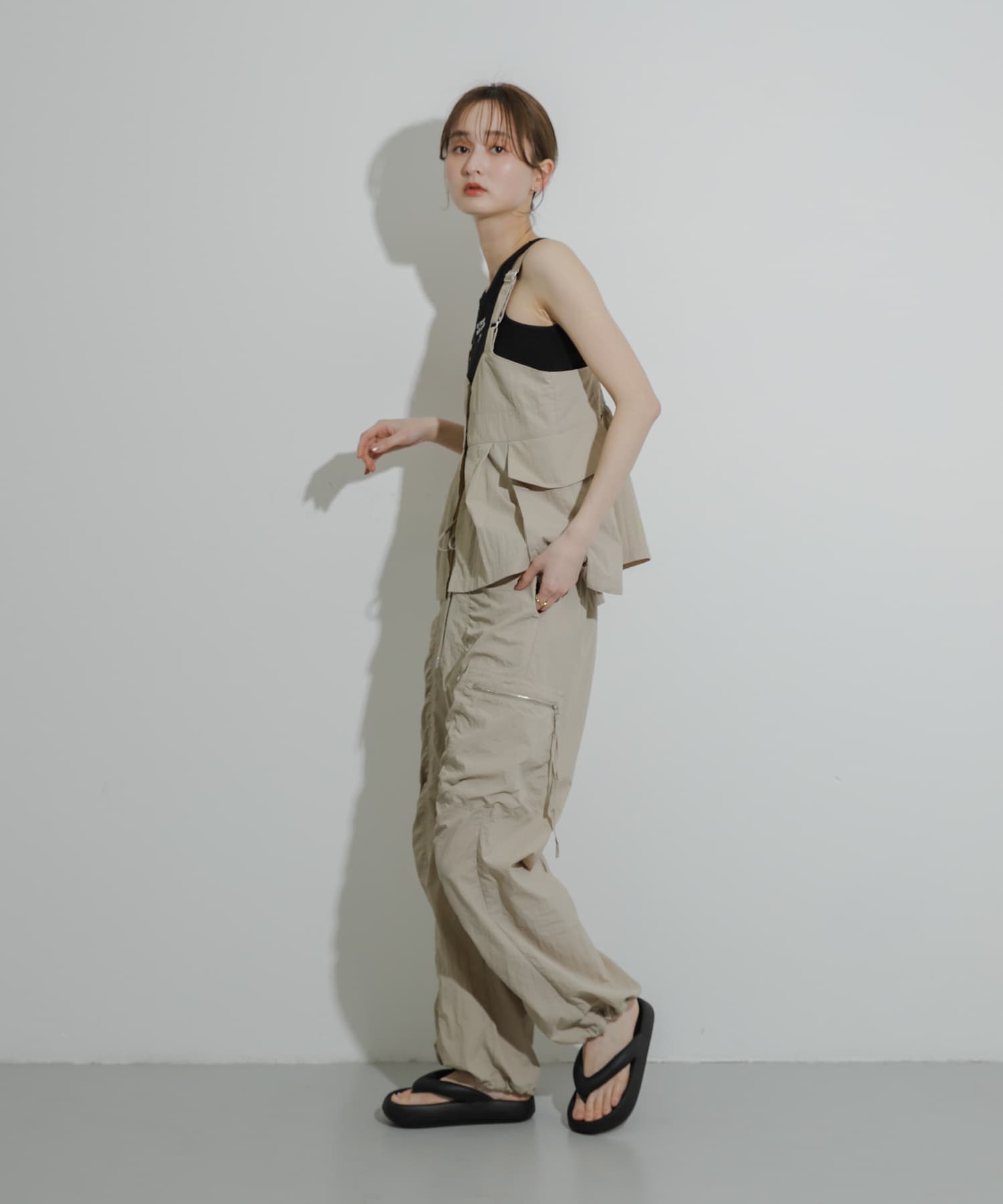 『WEB/一部店舗限定』トングクッションサンダル BLACK 24.5