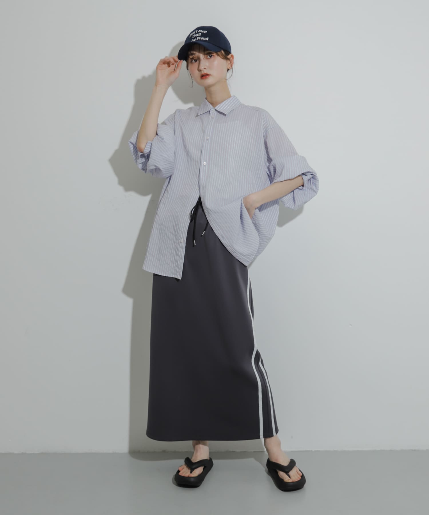 『WEB/一部店舗限定』トングクッションサンダル BLACK 24.5