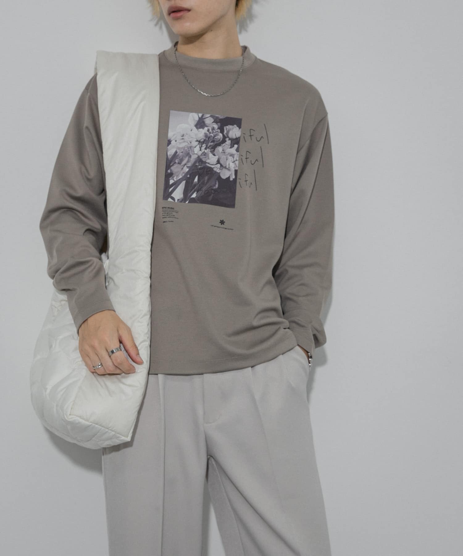 GRAY