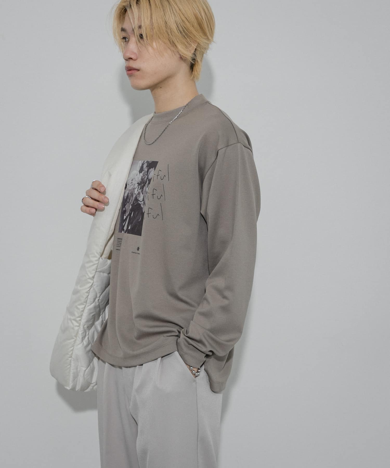 GRAY