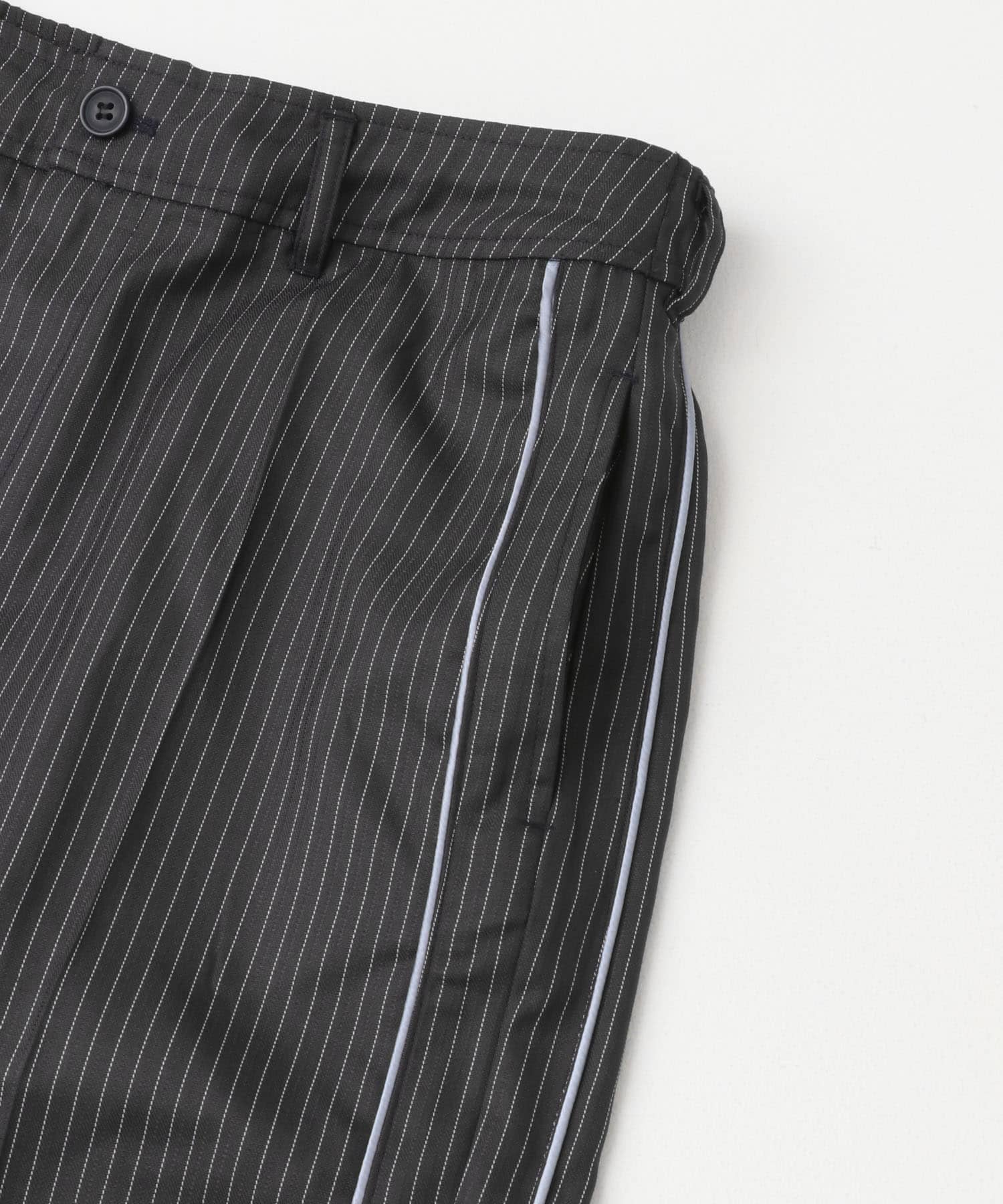 サイドラインピンストライプスラックス CHARCOAL M