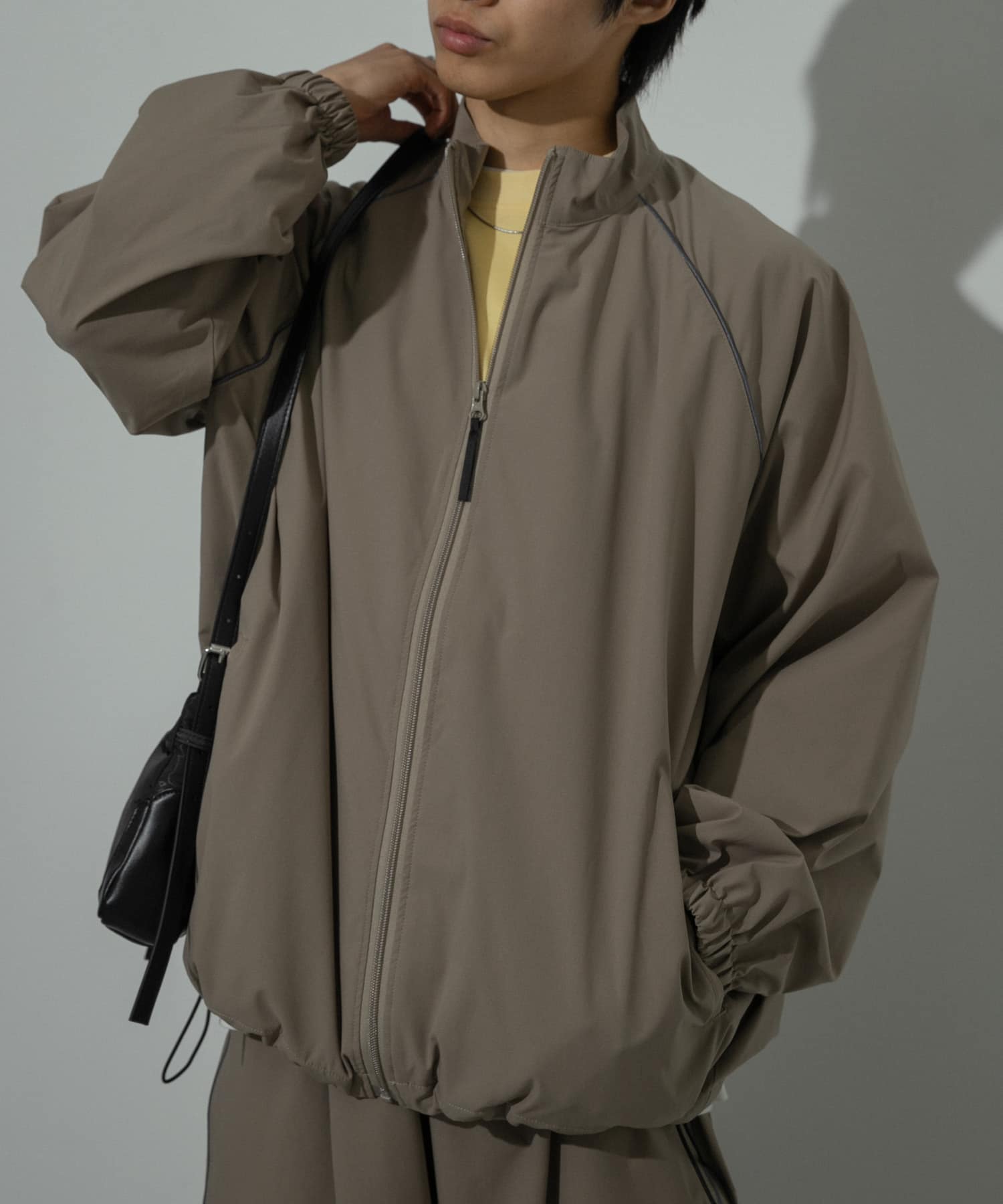 『セットアップ対応』パイピングスタンドブルゾン BEIGE M