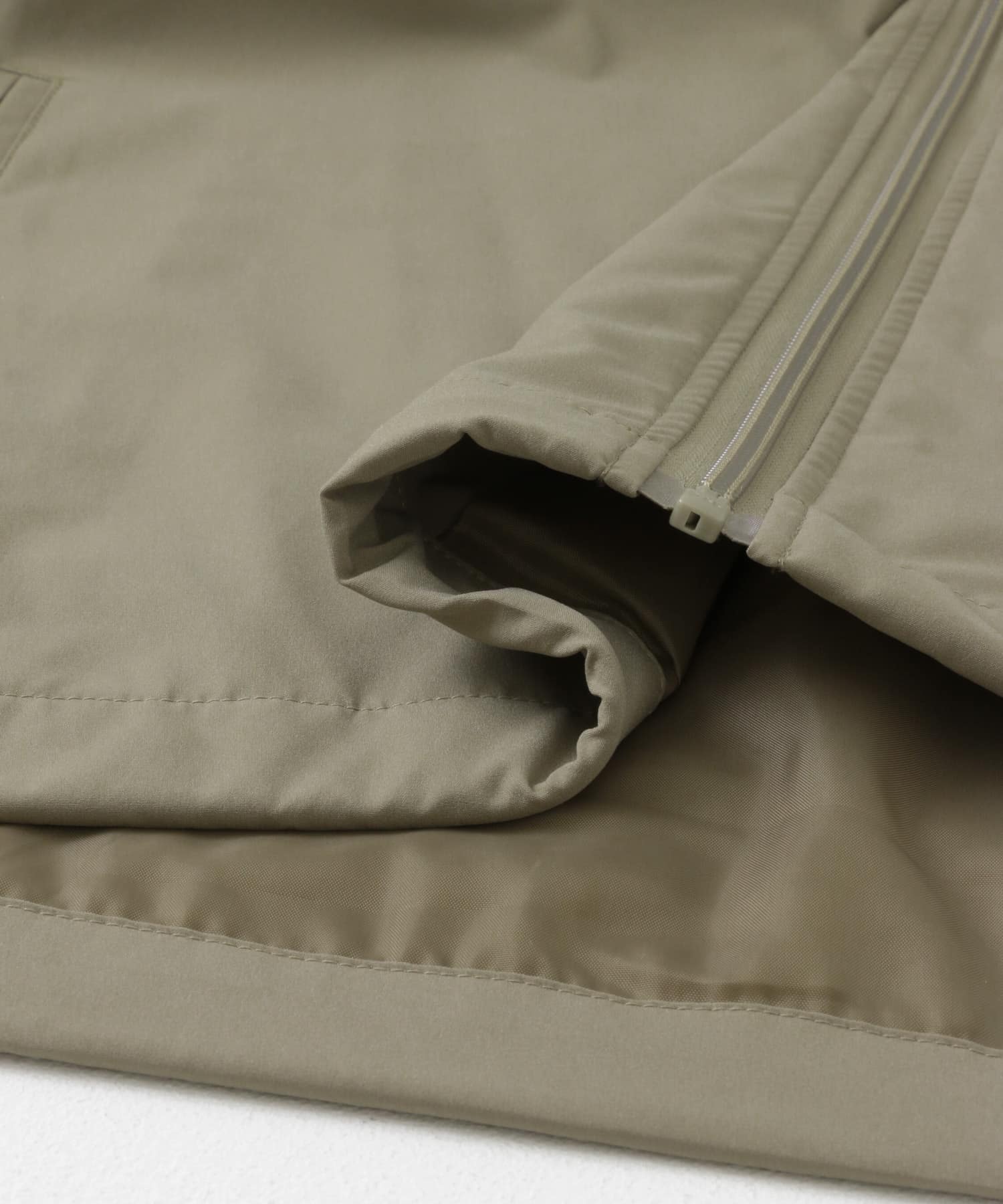 『セットアップ対応』パイピングスタンドブルゾン BEIGE M