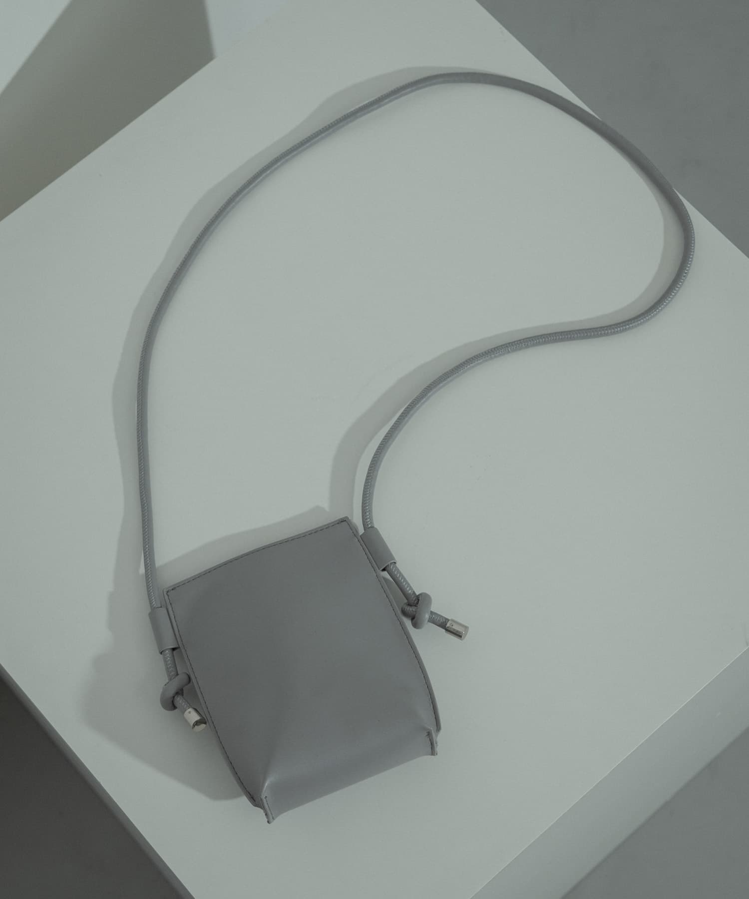 コードショルダーバッグ GRAY one
