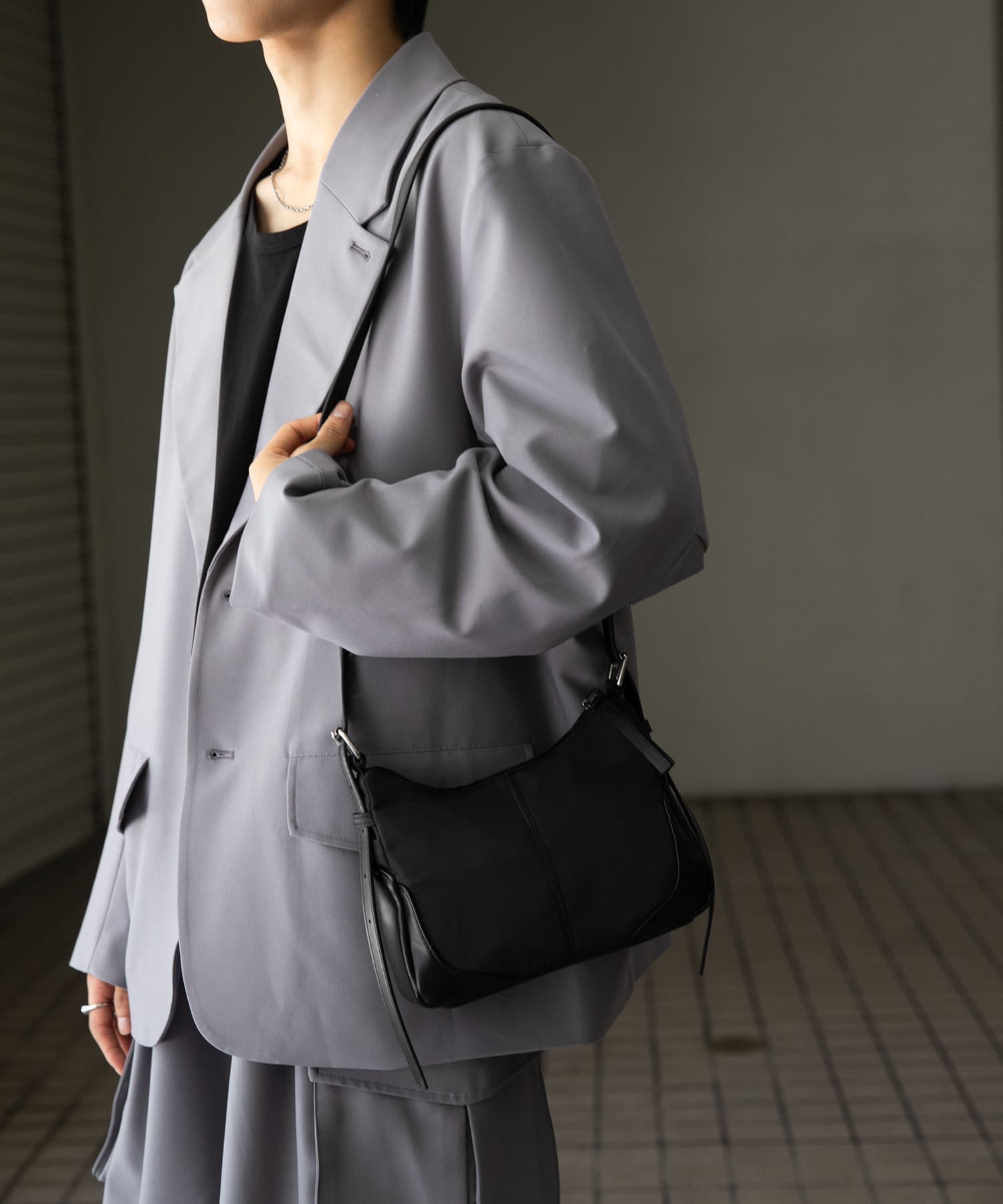 ダブルアジャストナイロンショルダー CHARCOAL one
