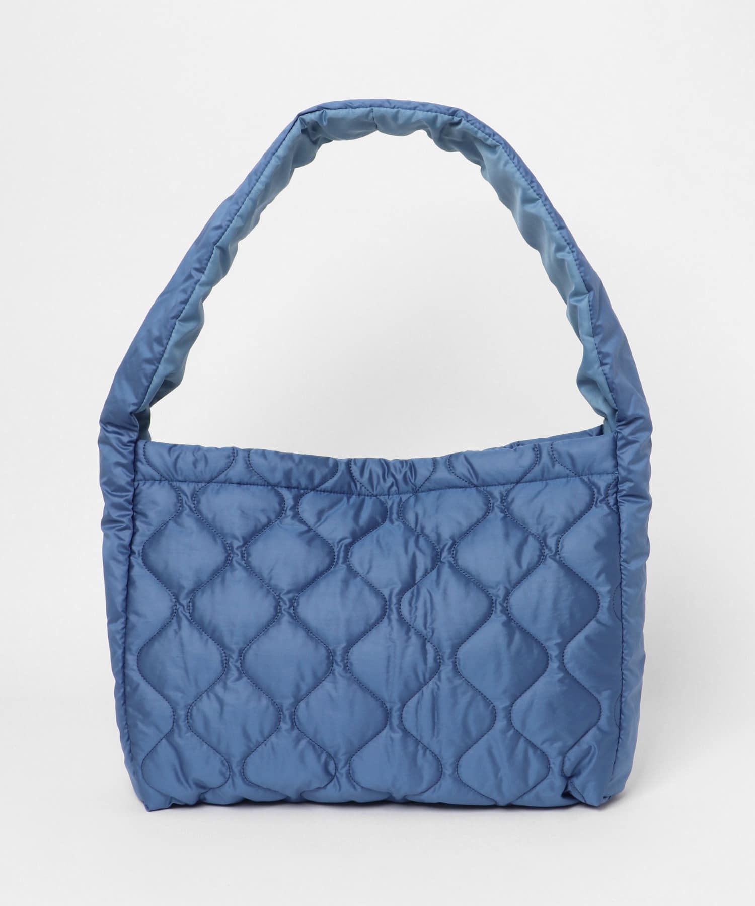 【JUNE】30cmファスナーショルダーバッグ　ナイロンオックスキルト ナイロンキルトビッグショルダー(one BLUE): バッグ｜URBAN RESEARCH