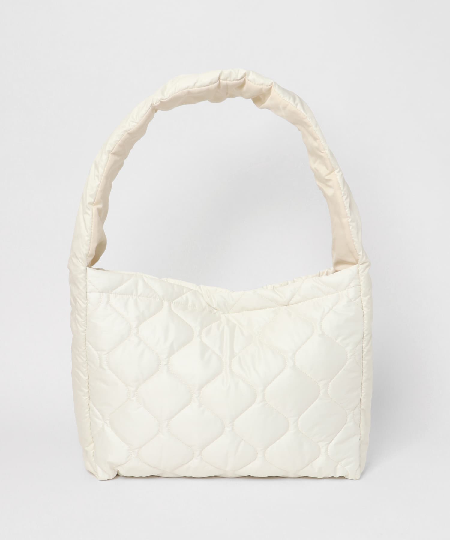 ナイロンキルトビッグショルダー OFF WHITE one