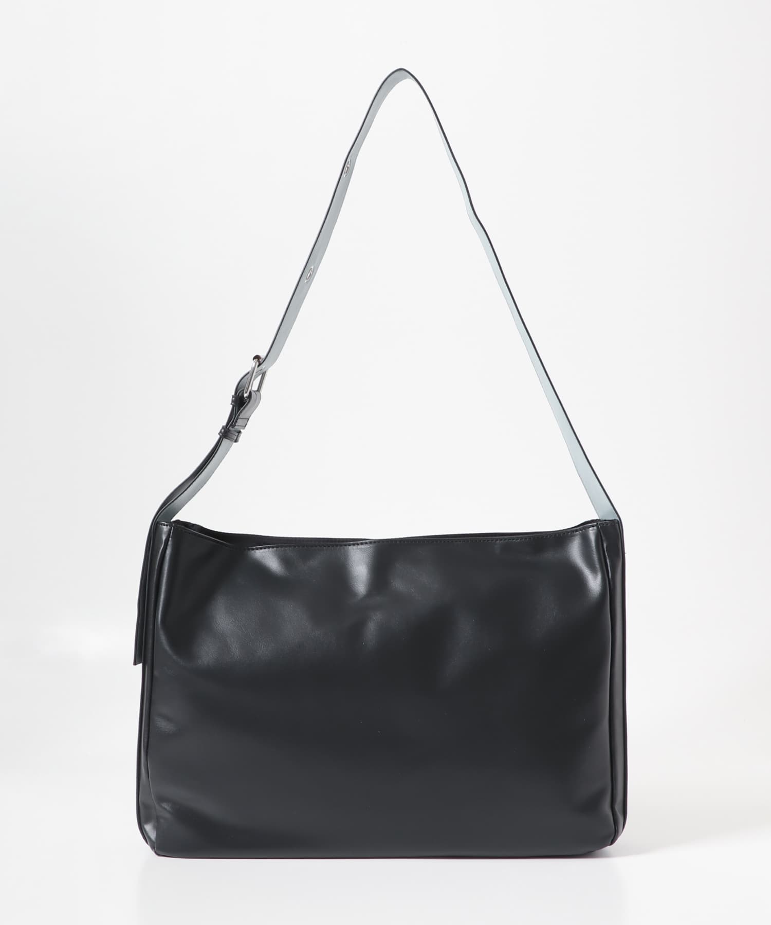 フェイクレザーベルテッドショルダー BLACK one