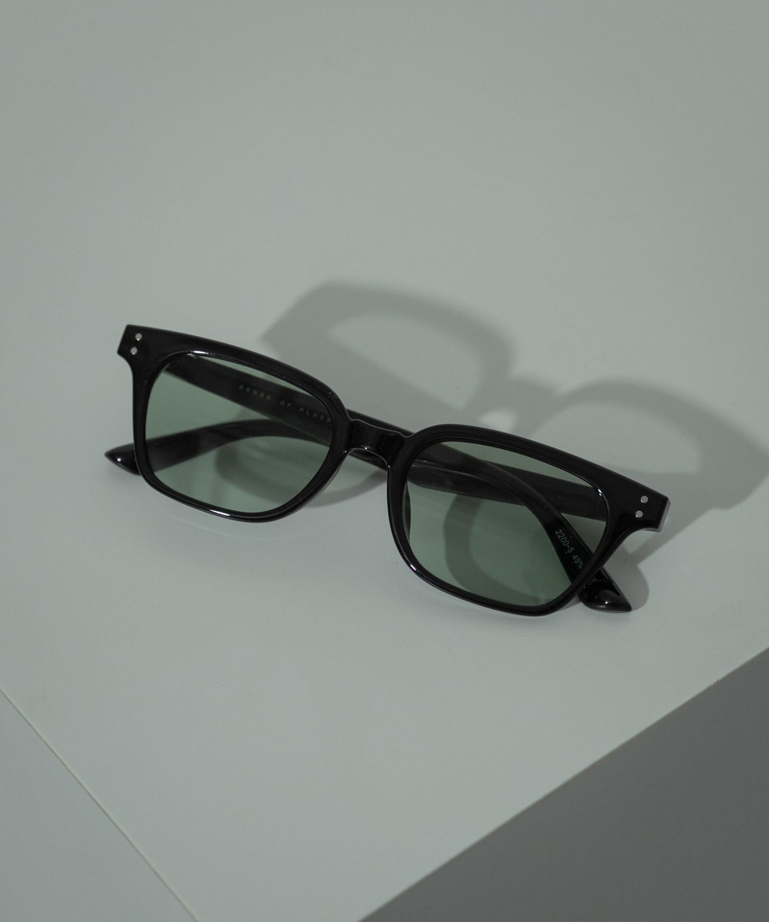 スクエアフラットレンズサングラス BLK×L.GRN one