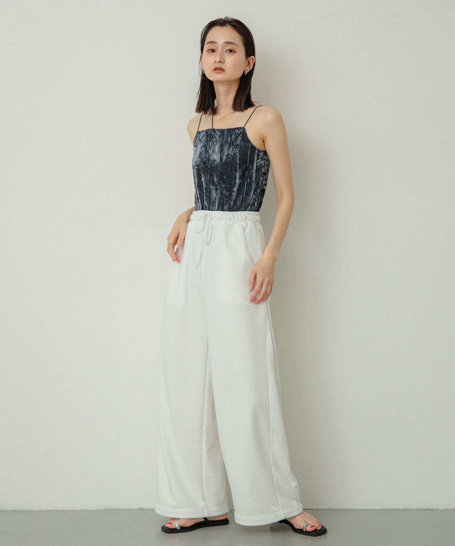 身長：169cm サイズ：one