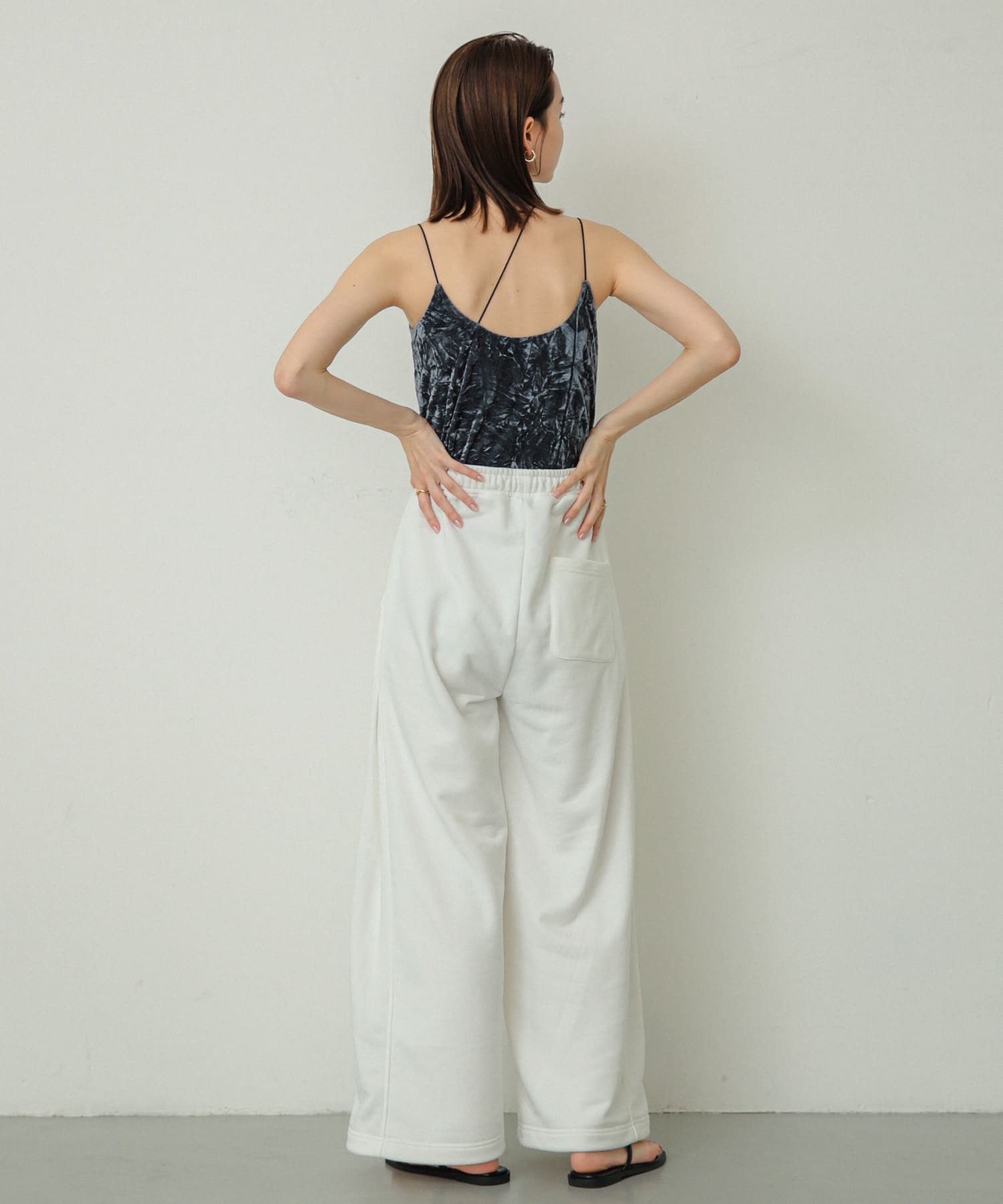 身長：169cm サイズ：one