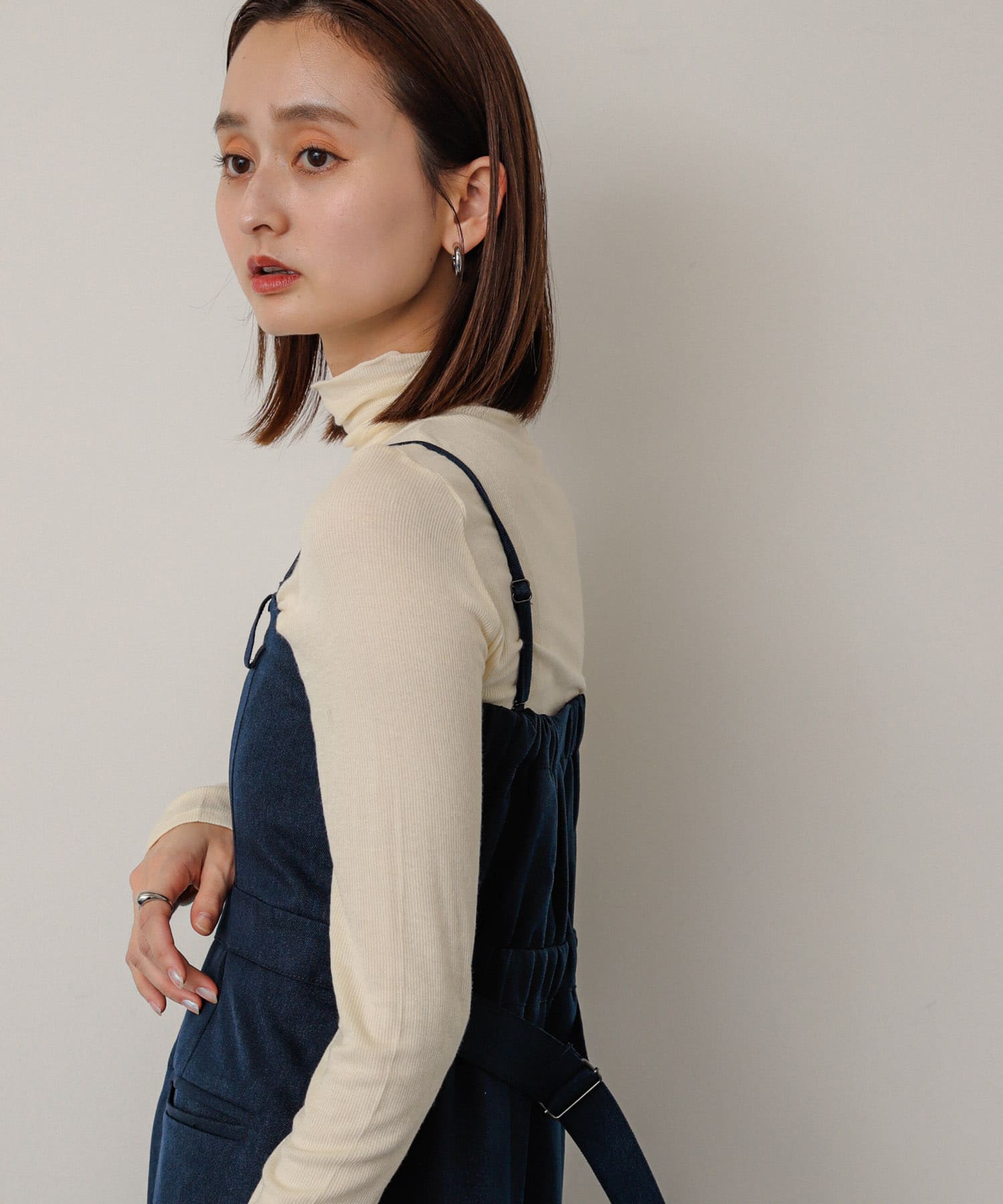 身長：169cm サイズ：one