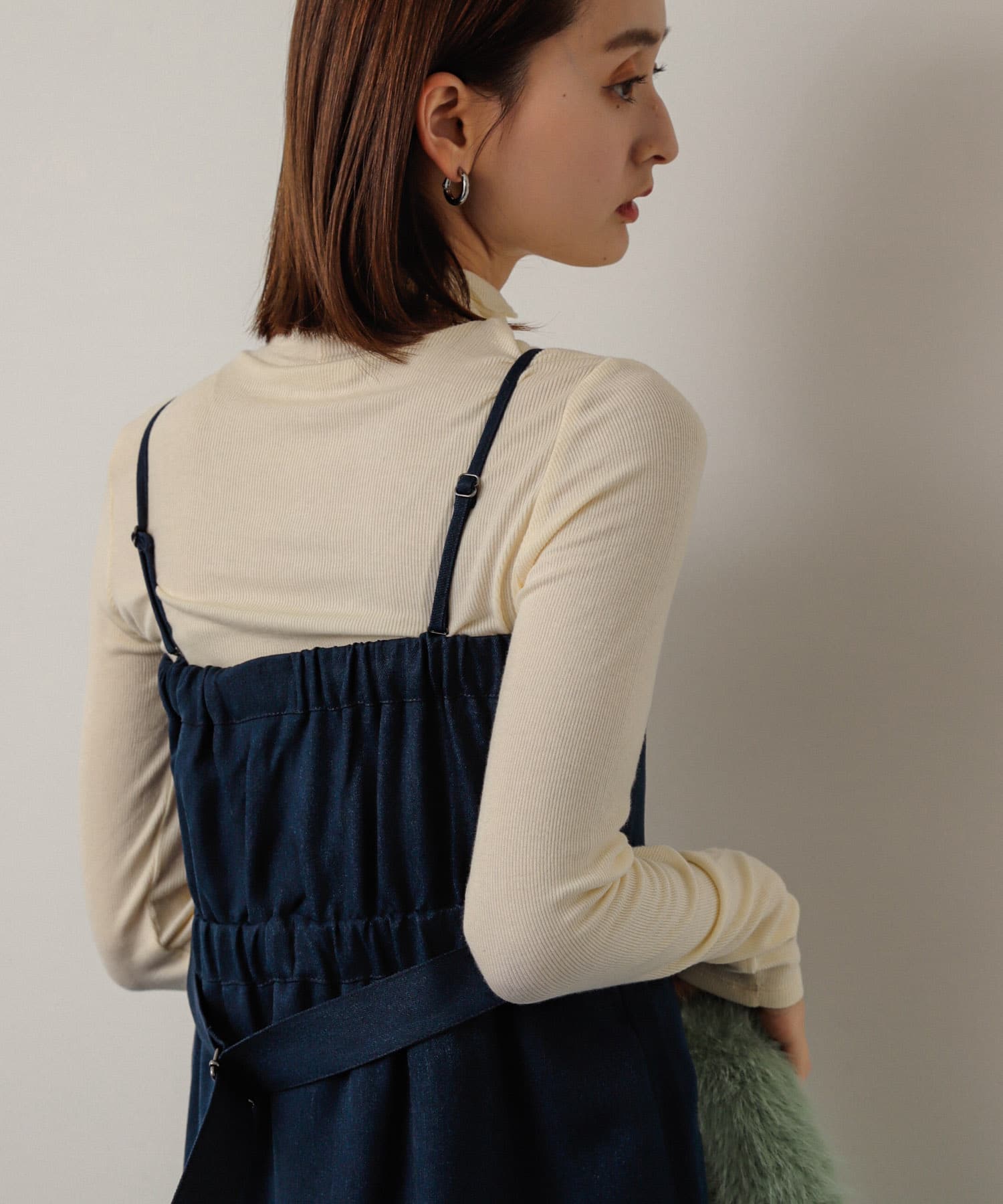 身長：169cm サイズ：one
