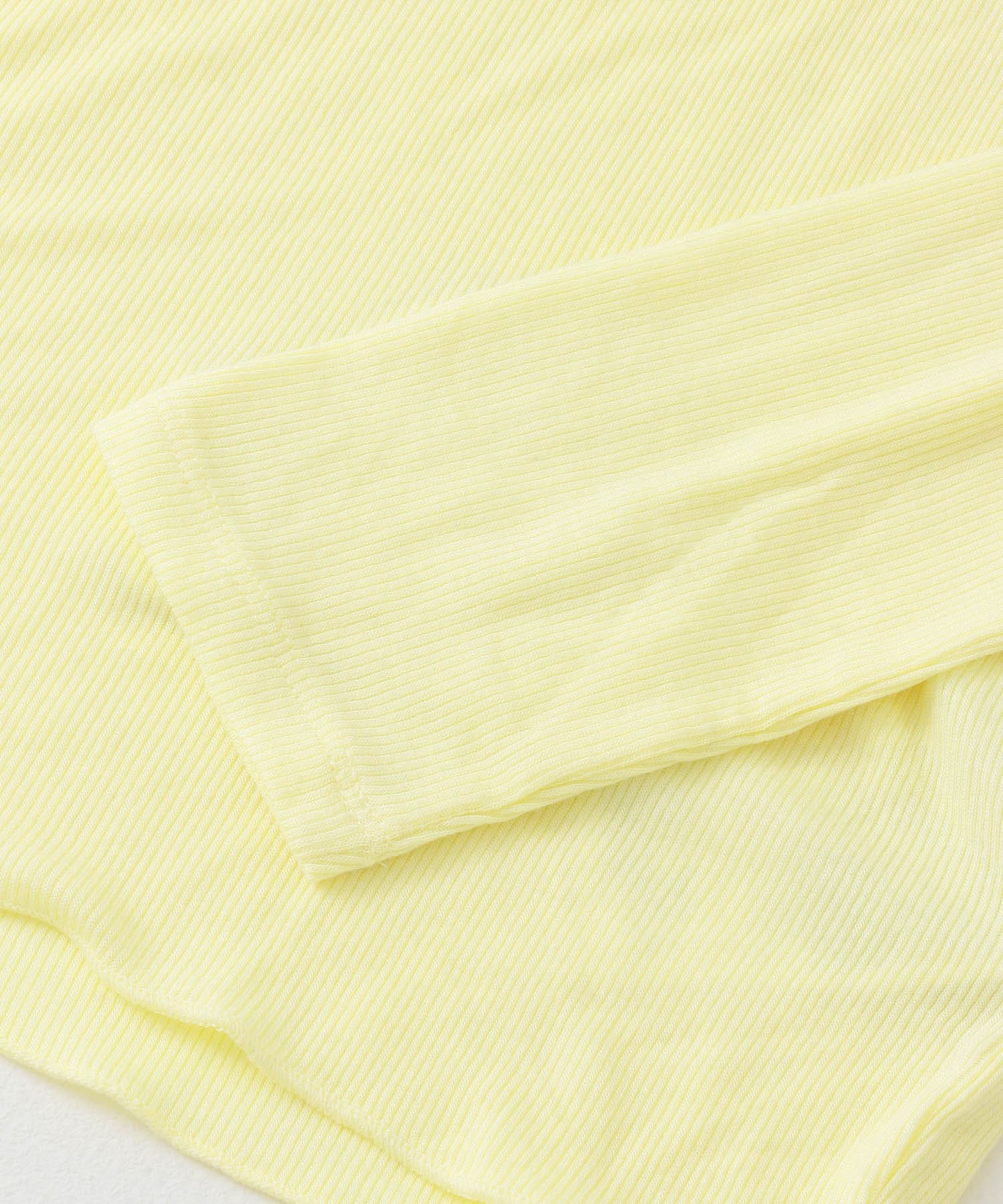 メローハイネックトップ YELLOW one