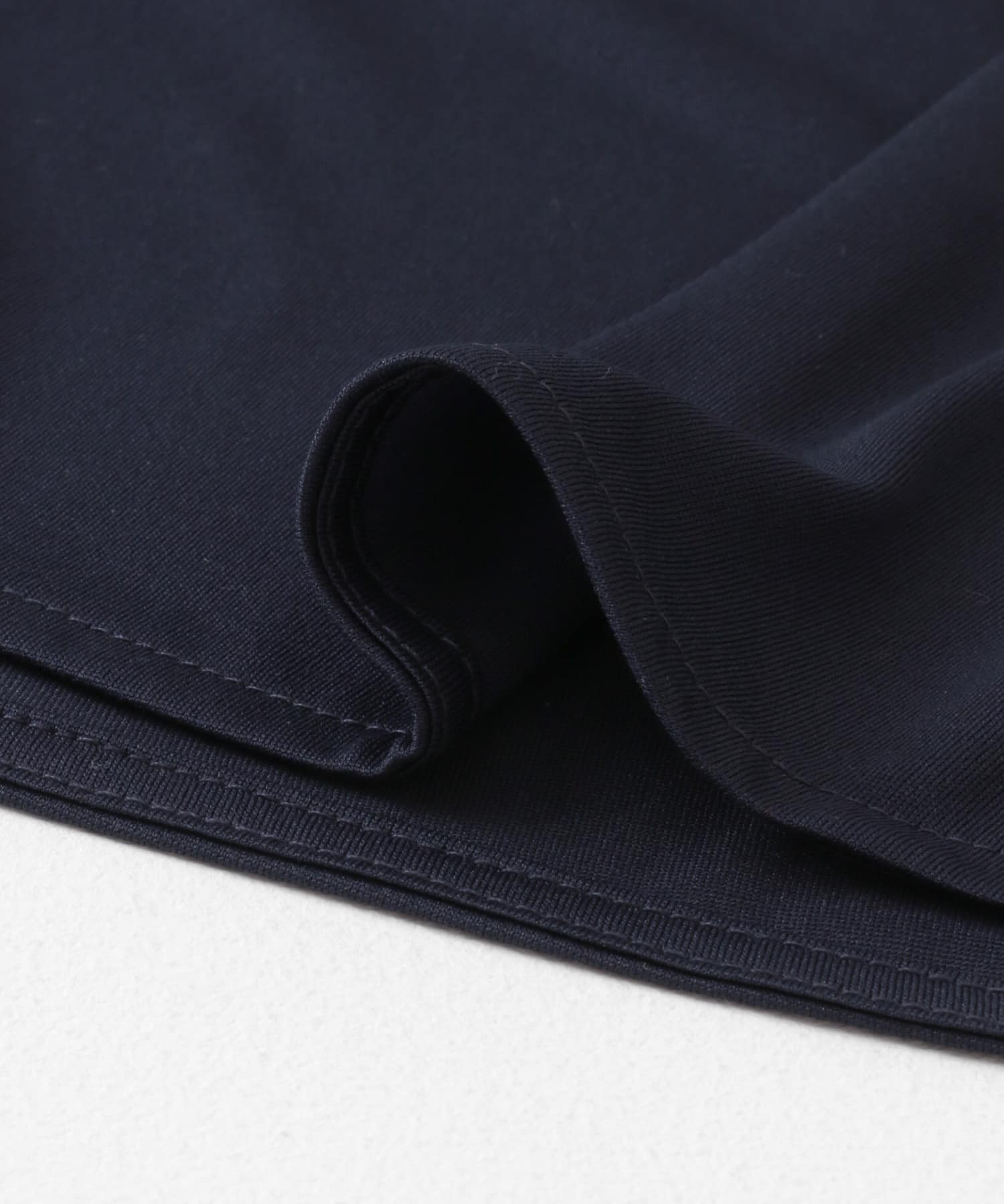 ラウンドテールシアールーズトップ NAVY one