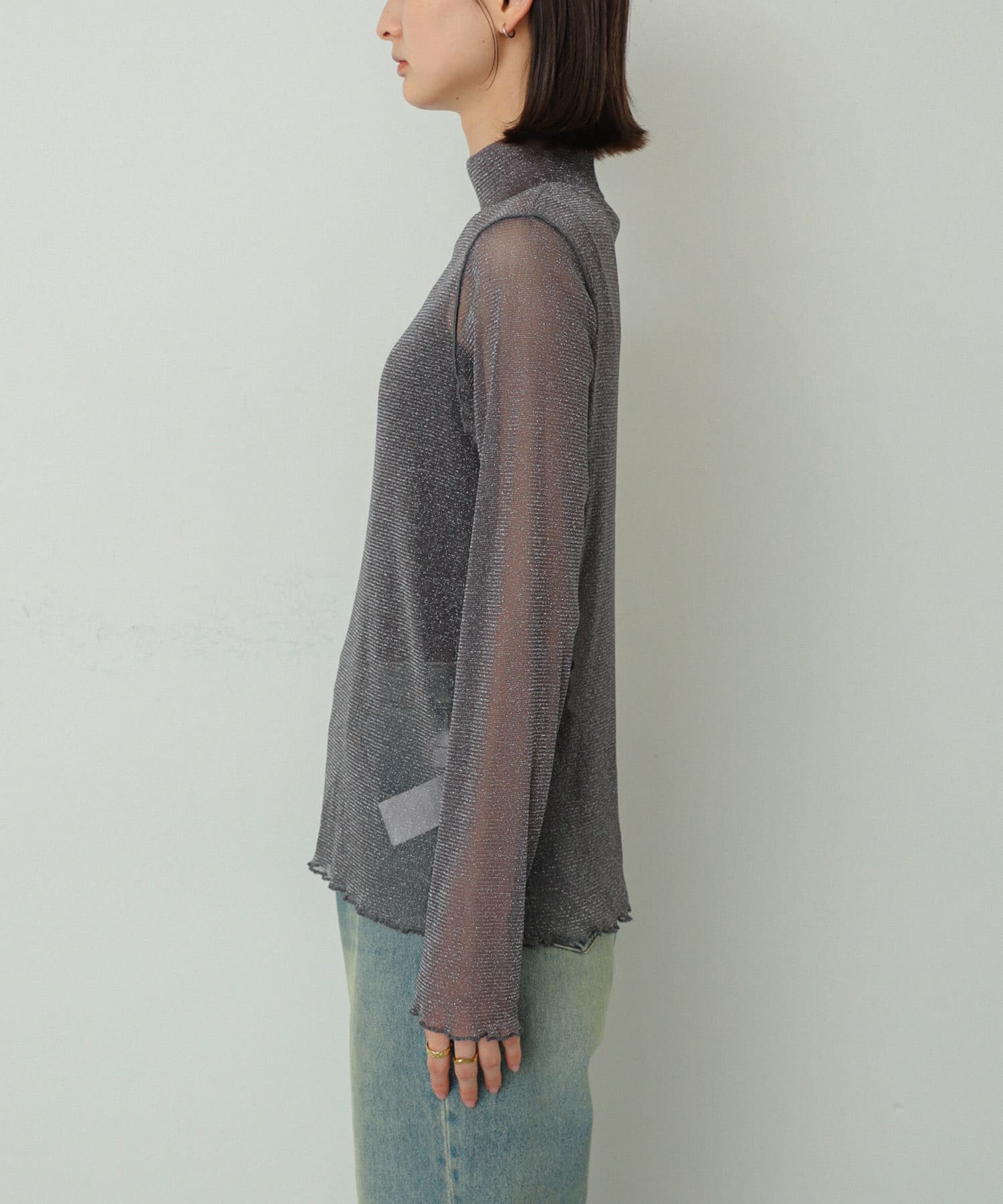 身長：169cm サイズ：one