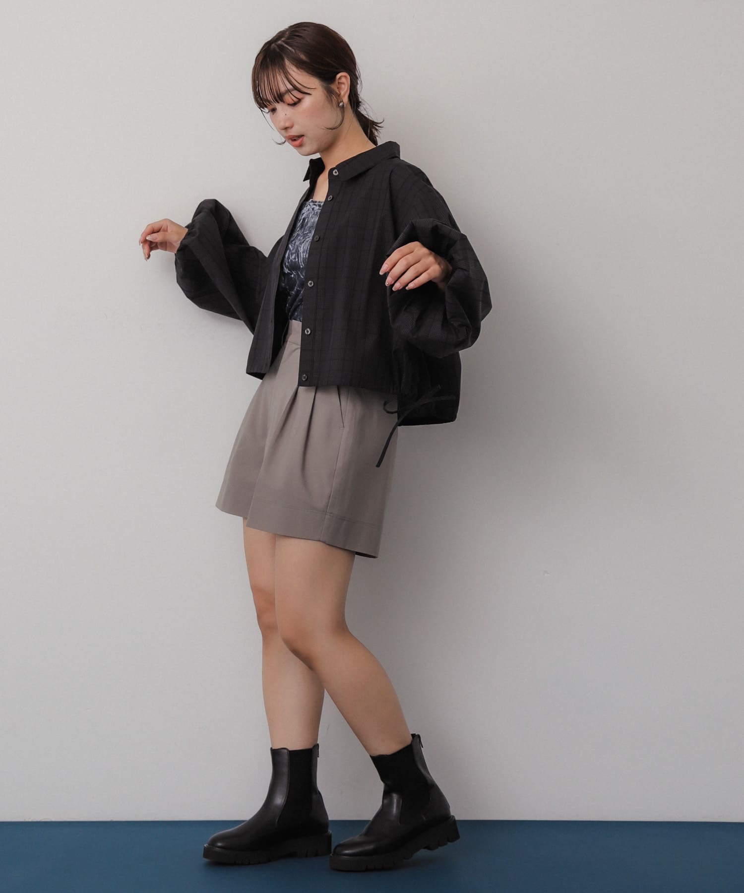 BLK×C.GRY