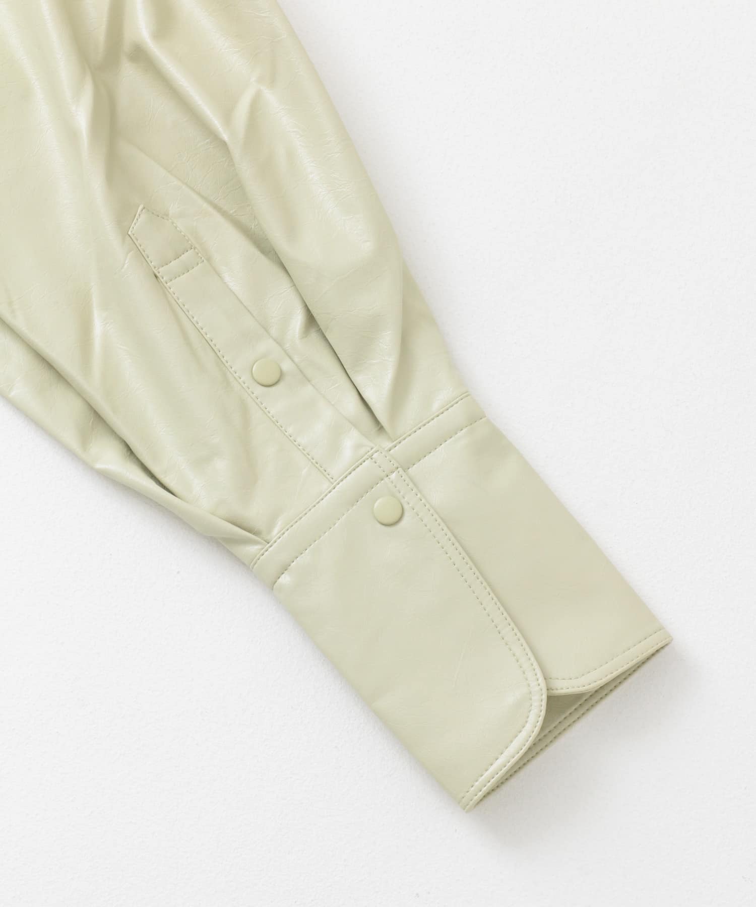 レザーライクルーズシャツ L.KHAKI one